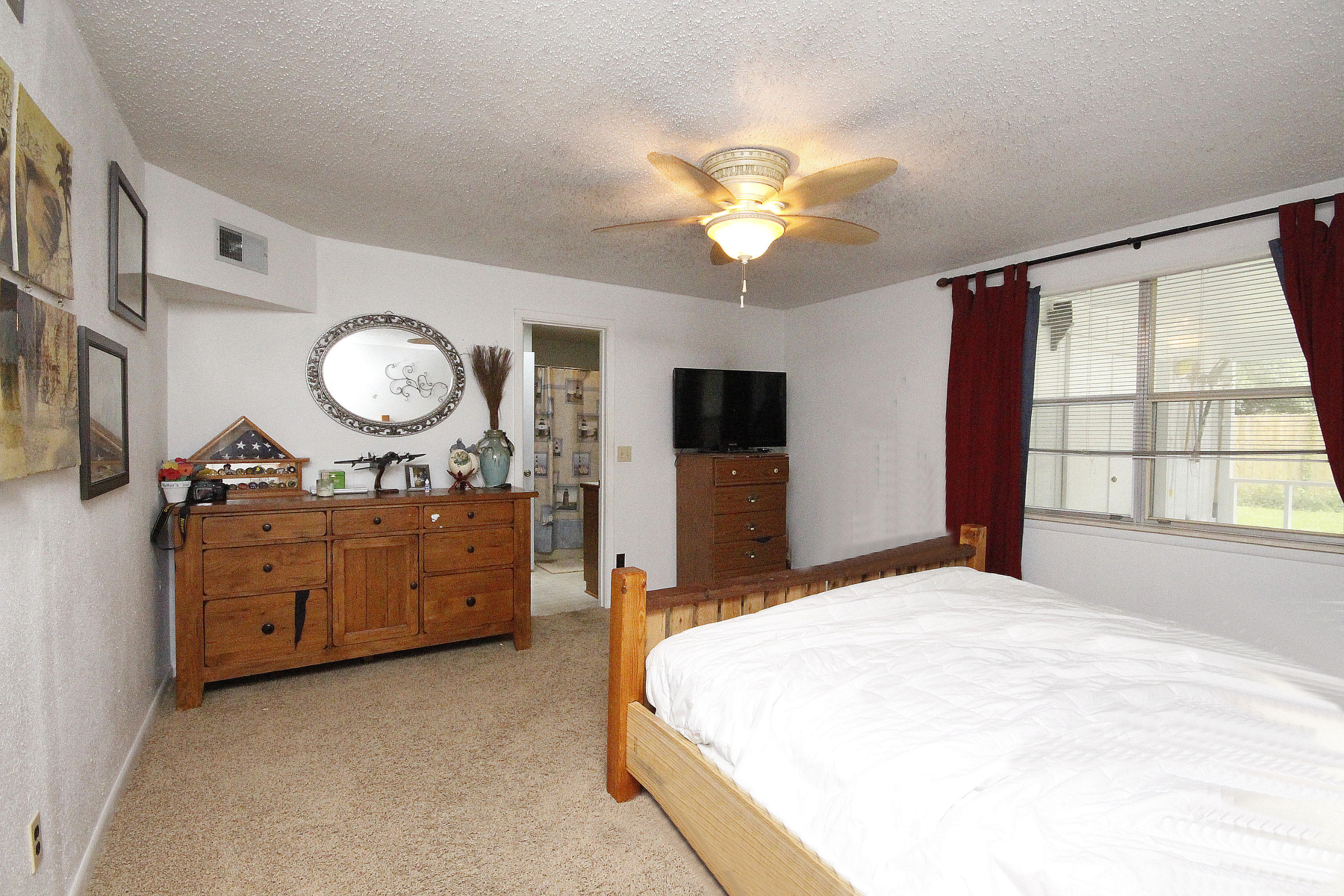 GARNIERS BEACH 6TH - Residential