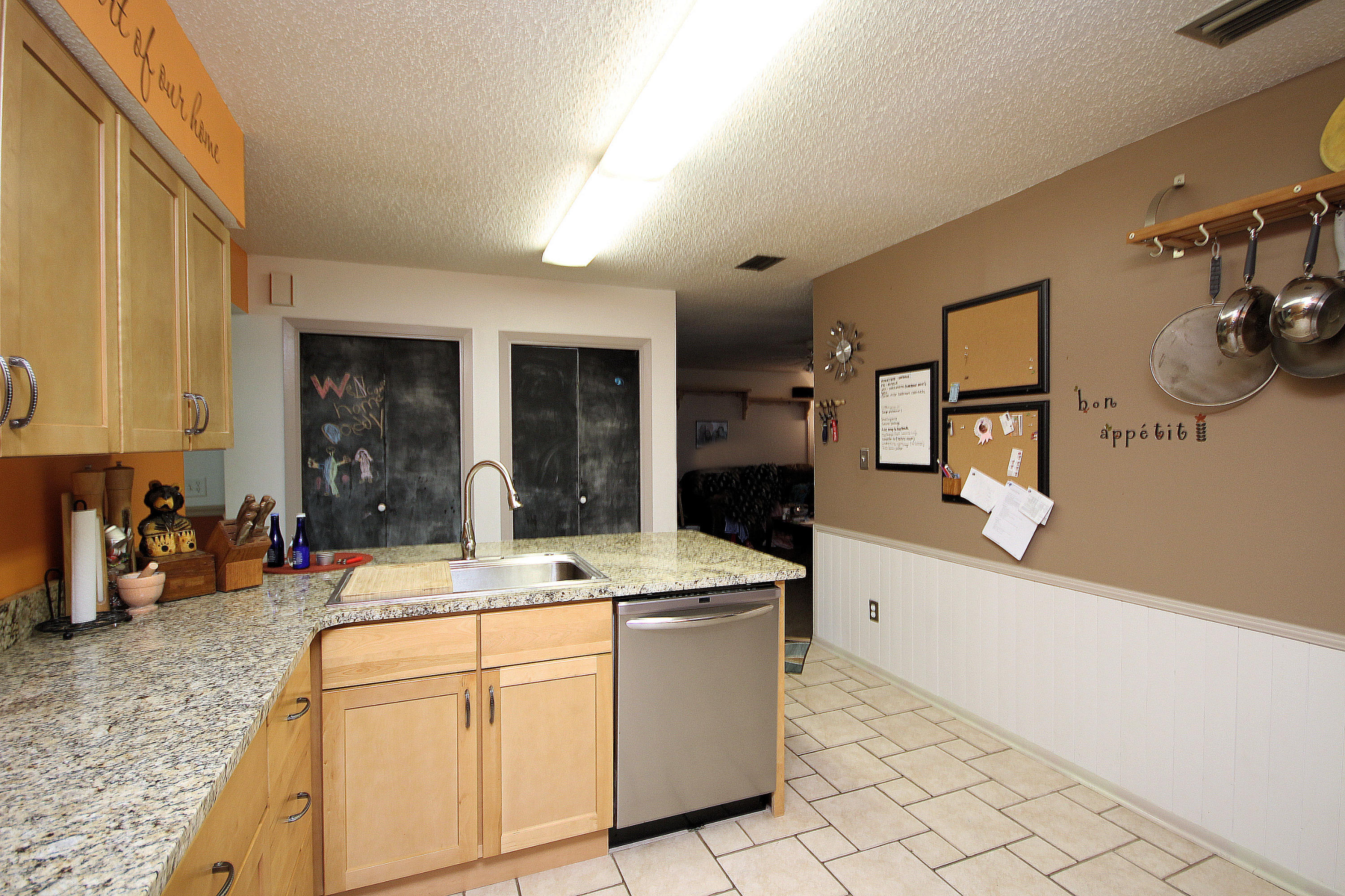 GARNIERS BEACH 6TH - Residential