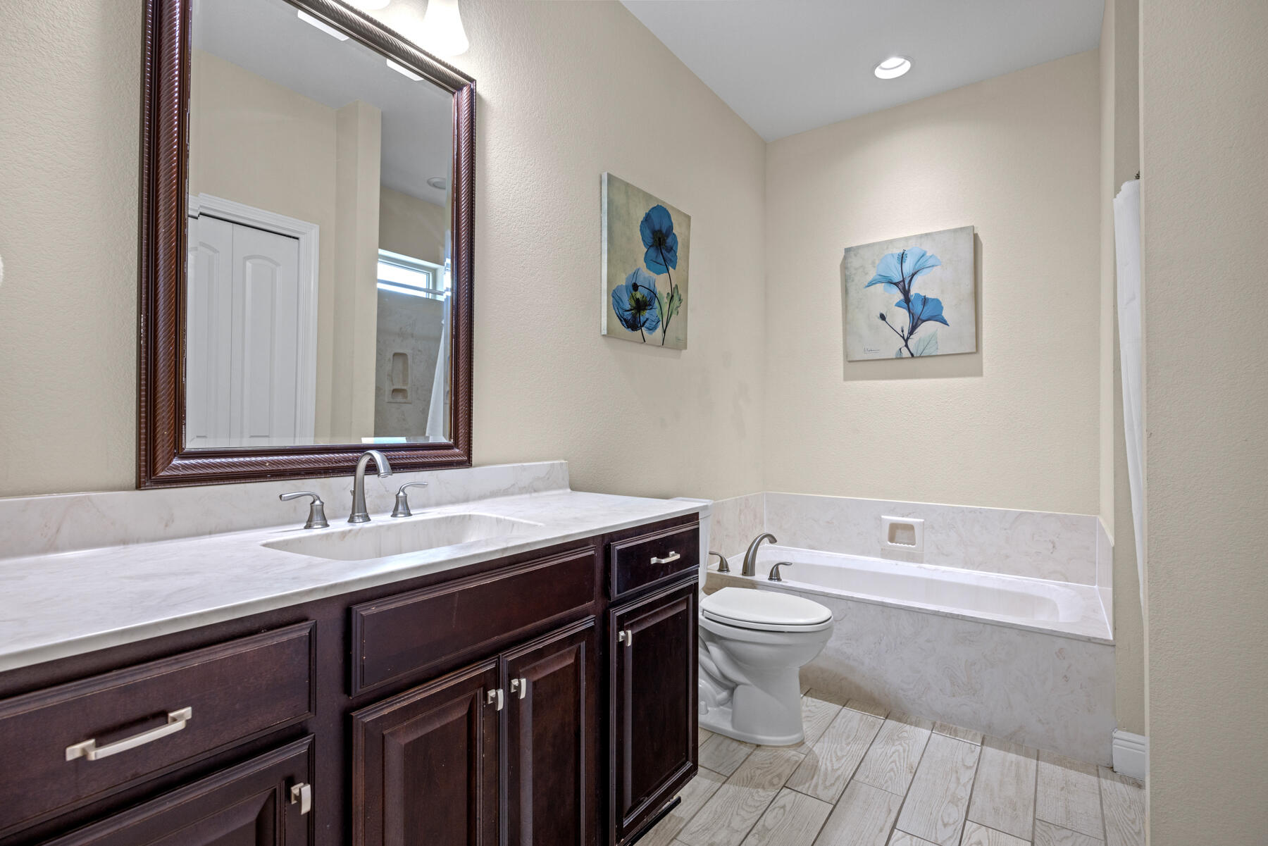 CRYSTAL BEACH - Residential