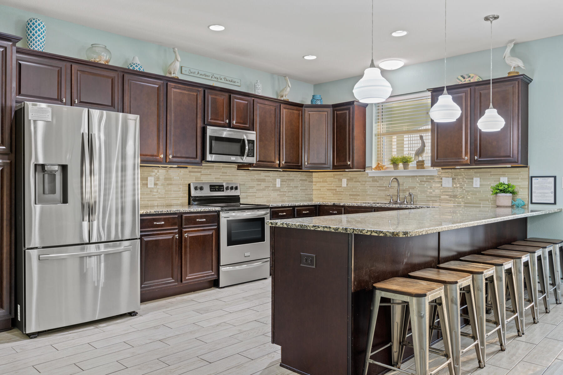CRYSTAL BEACH - Residential