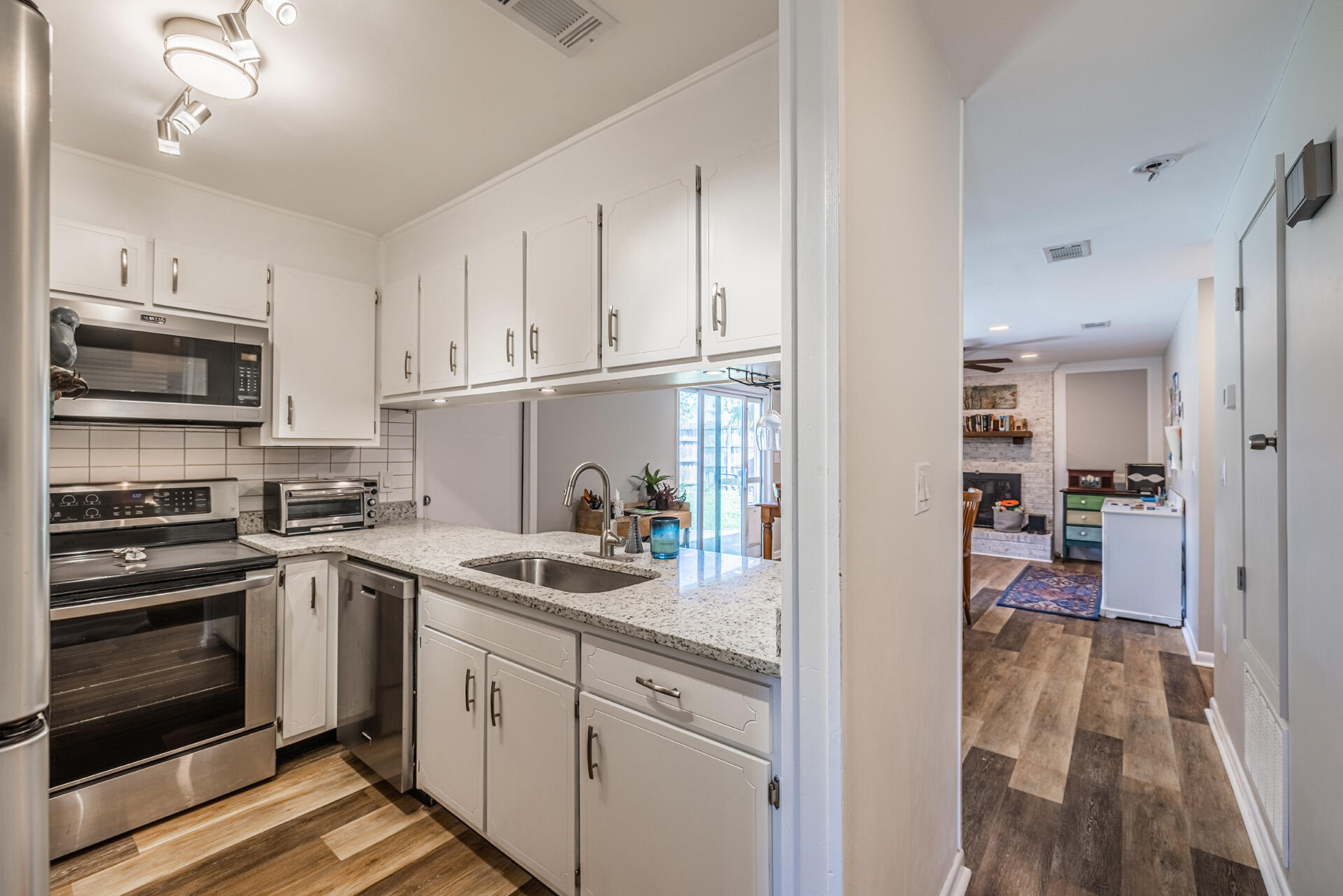 GABLE ESTATES - Residential