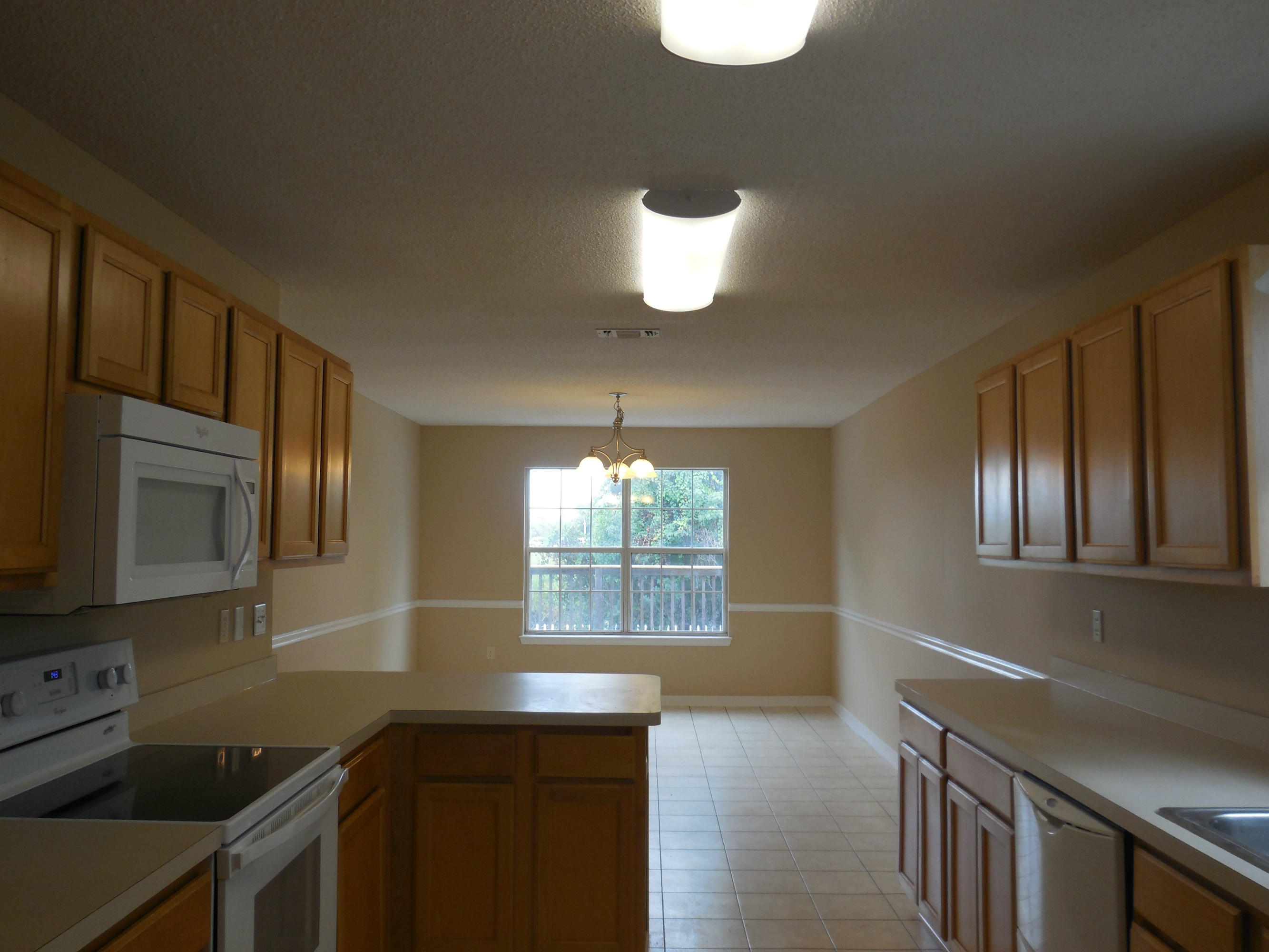 TWIN LAKES ESTATES - Residential