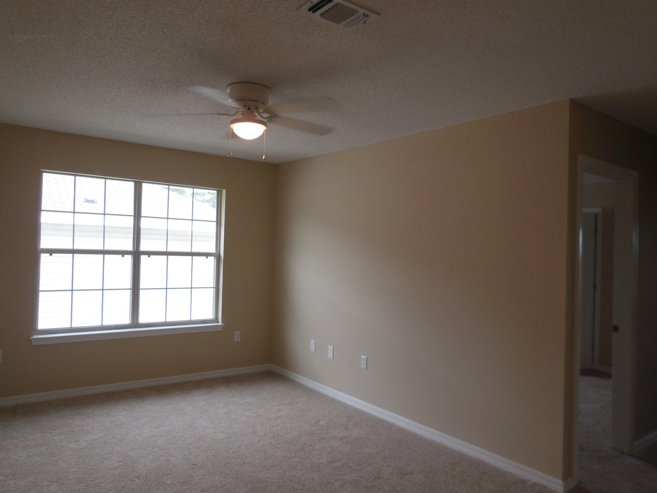 TWIN LAKES ESTATES - Residential