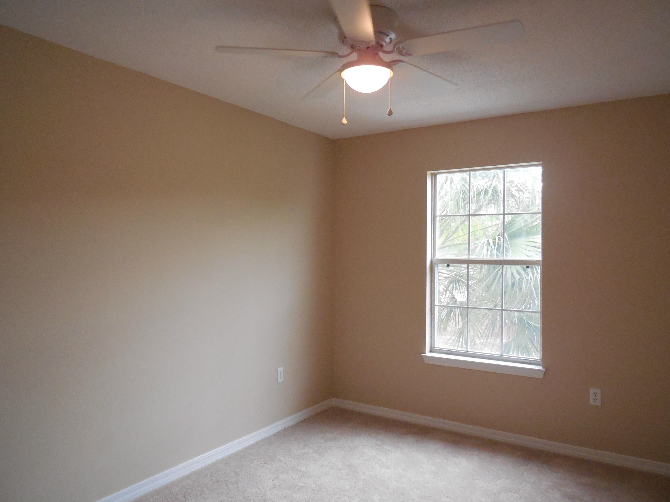 TWIN LAKES ESTATES - Residential