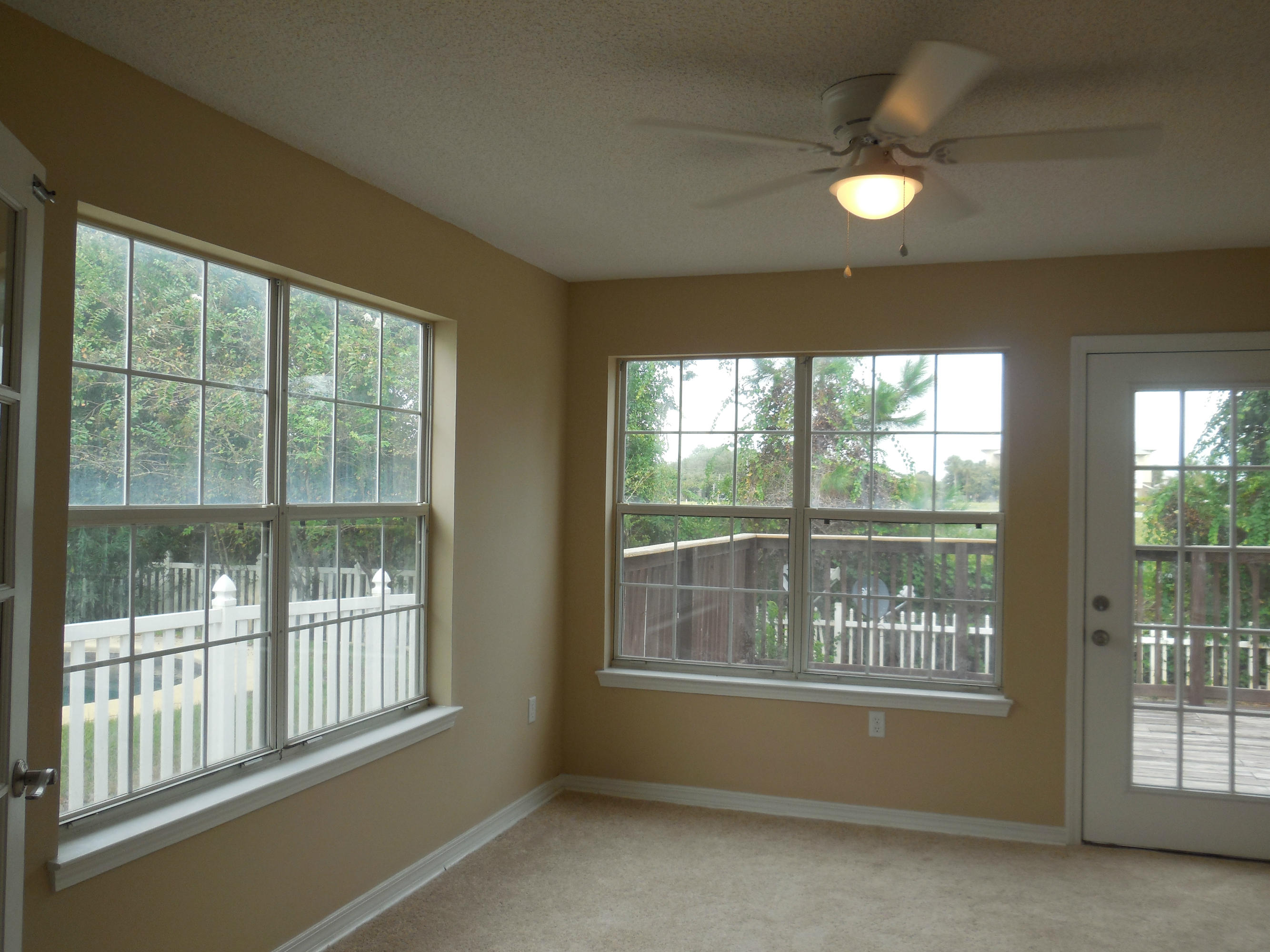 TWIN LAKES ESTATES - Residential