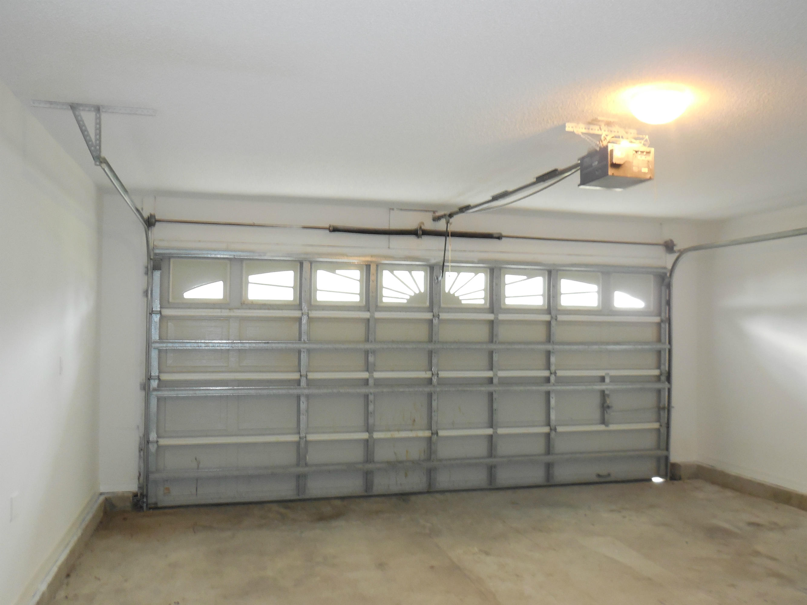 TWIN LAKES ESTATES - Residential