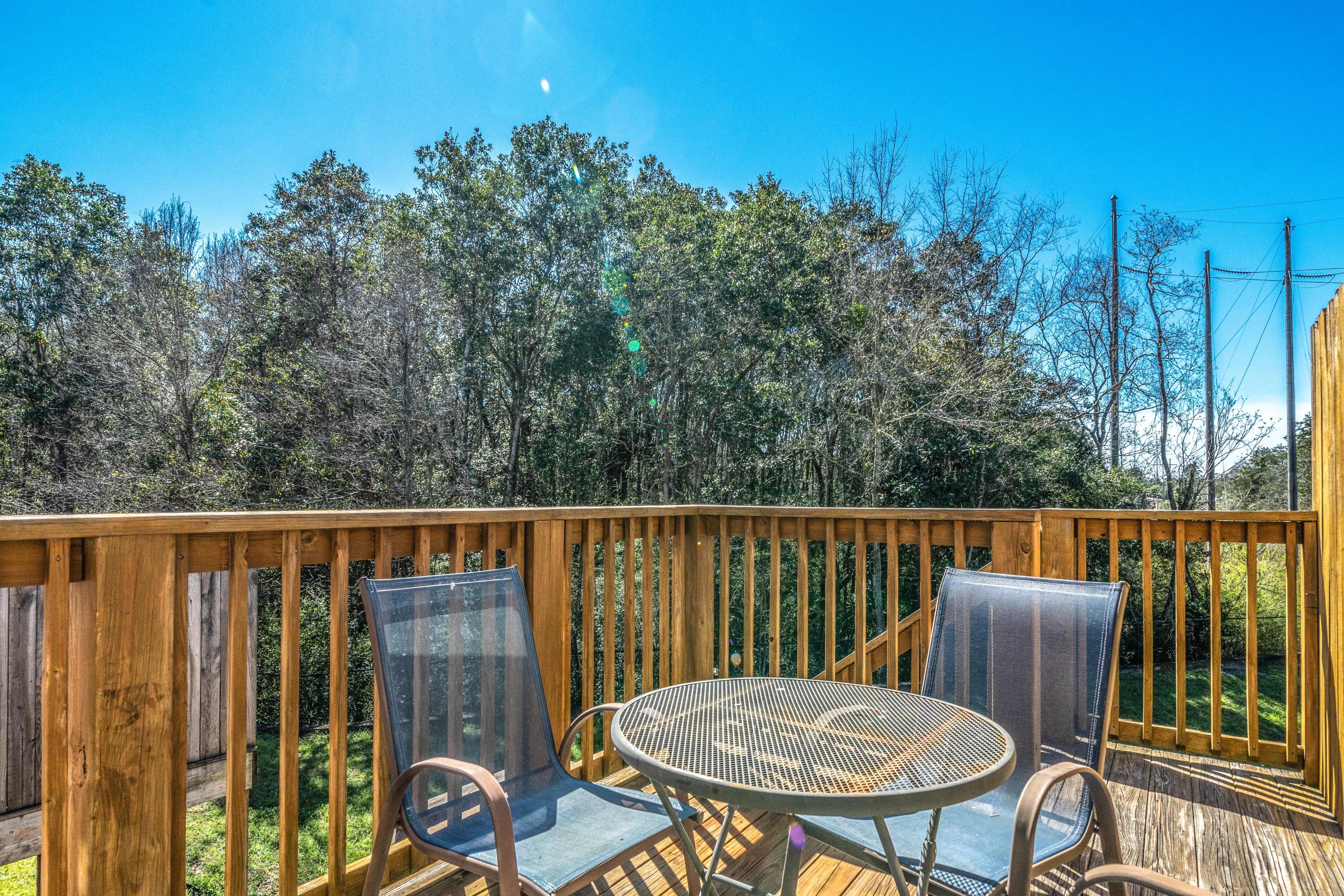 WALTON OAKS TOWNHOMES - Residential