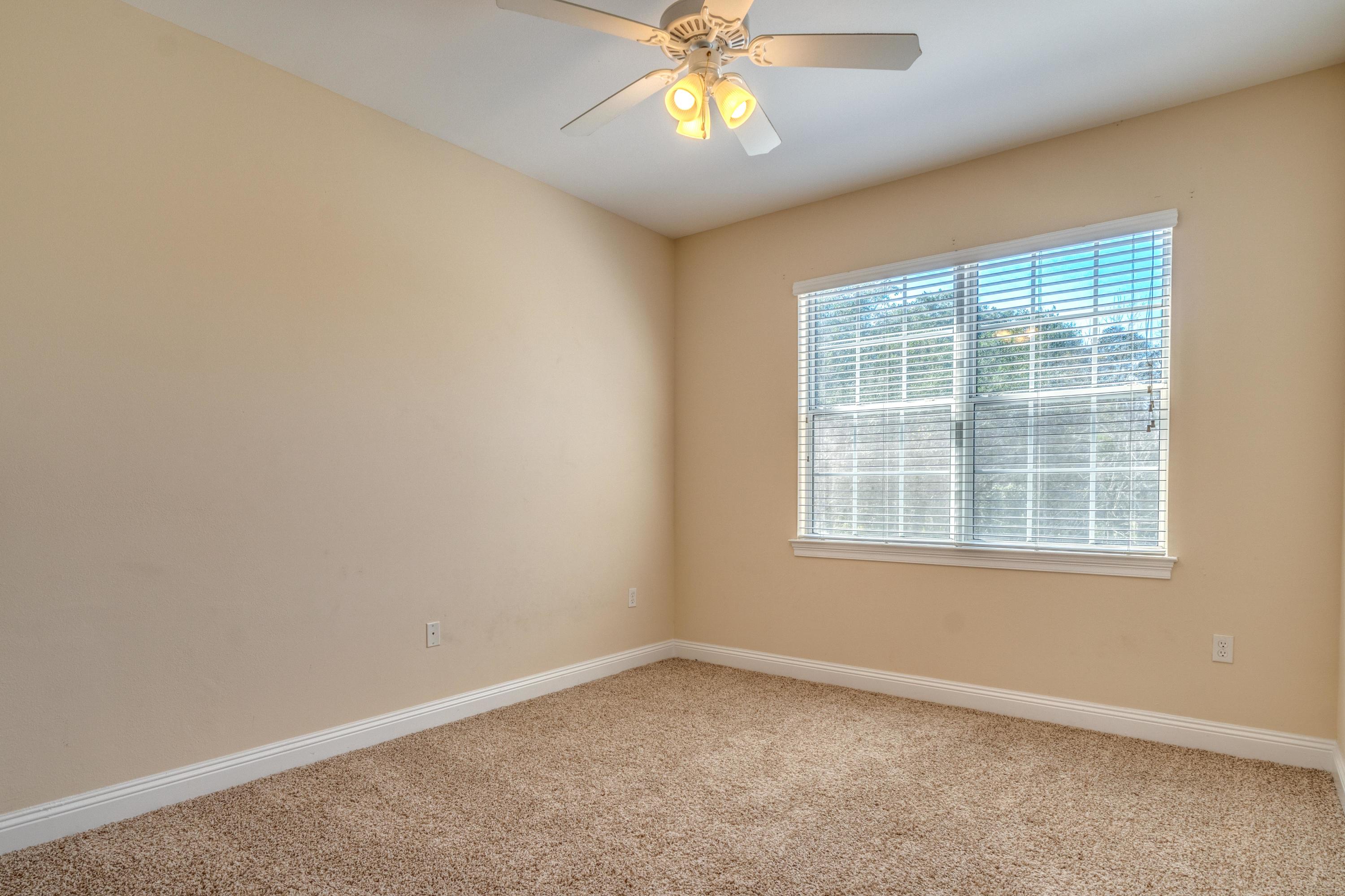 WALTON OAKS TOWNHOMES - Residential