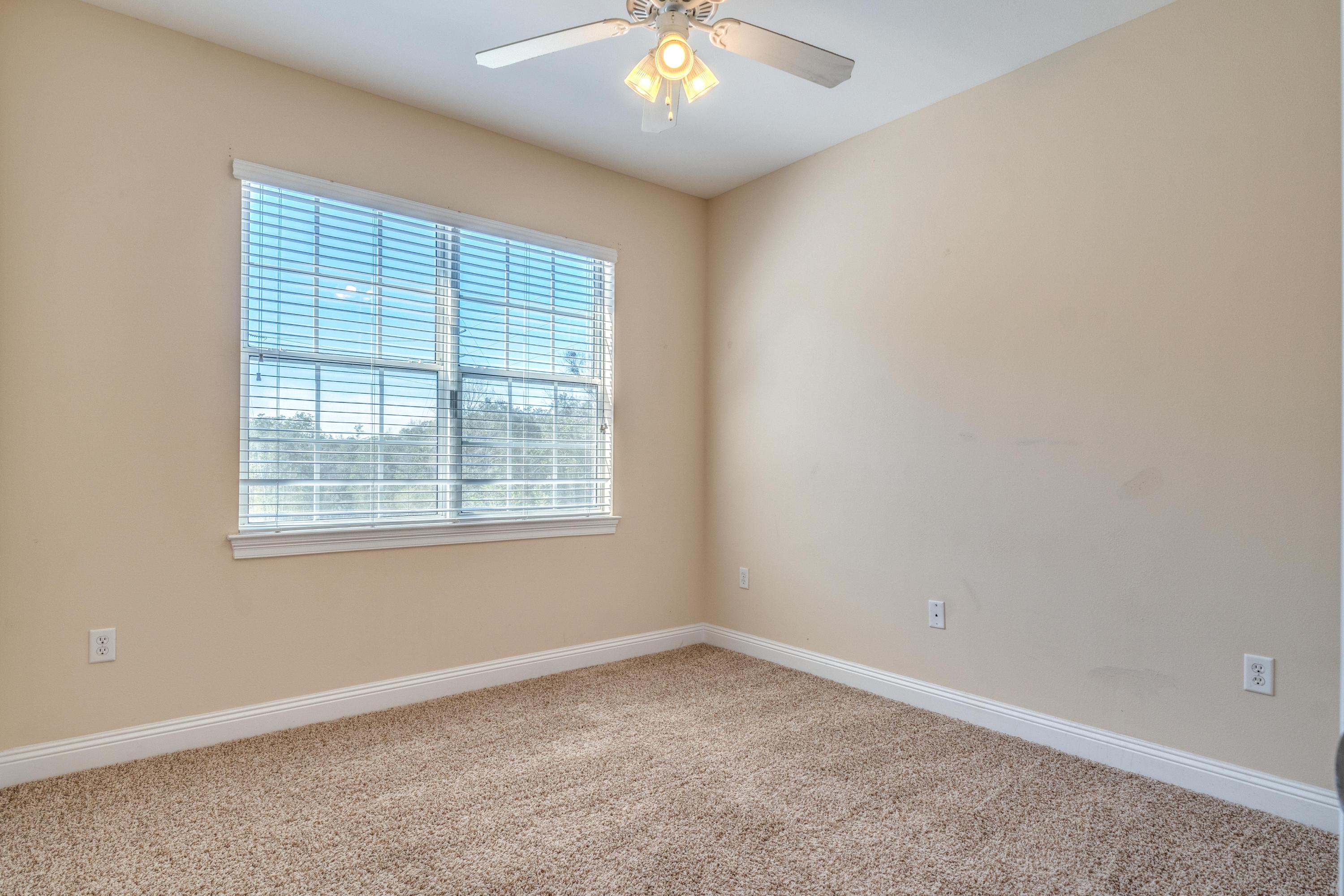 WALTON OAKS TOWNHOMES - Residential