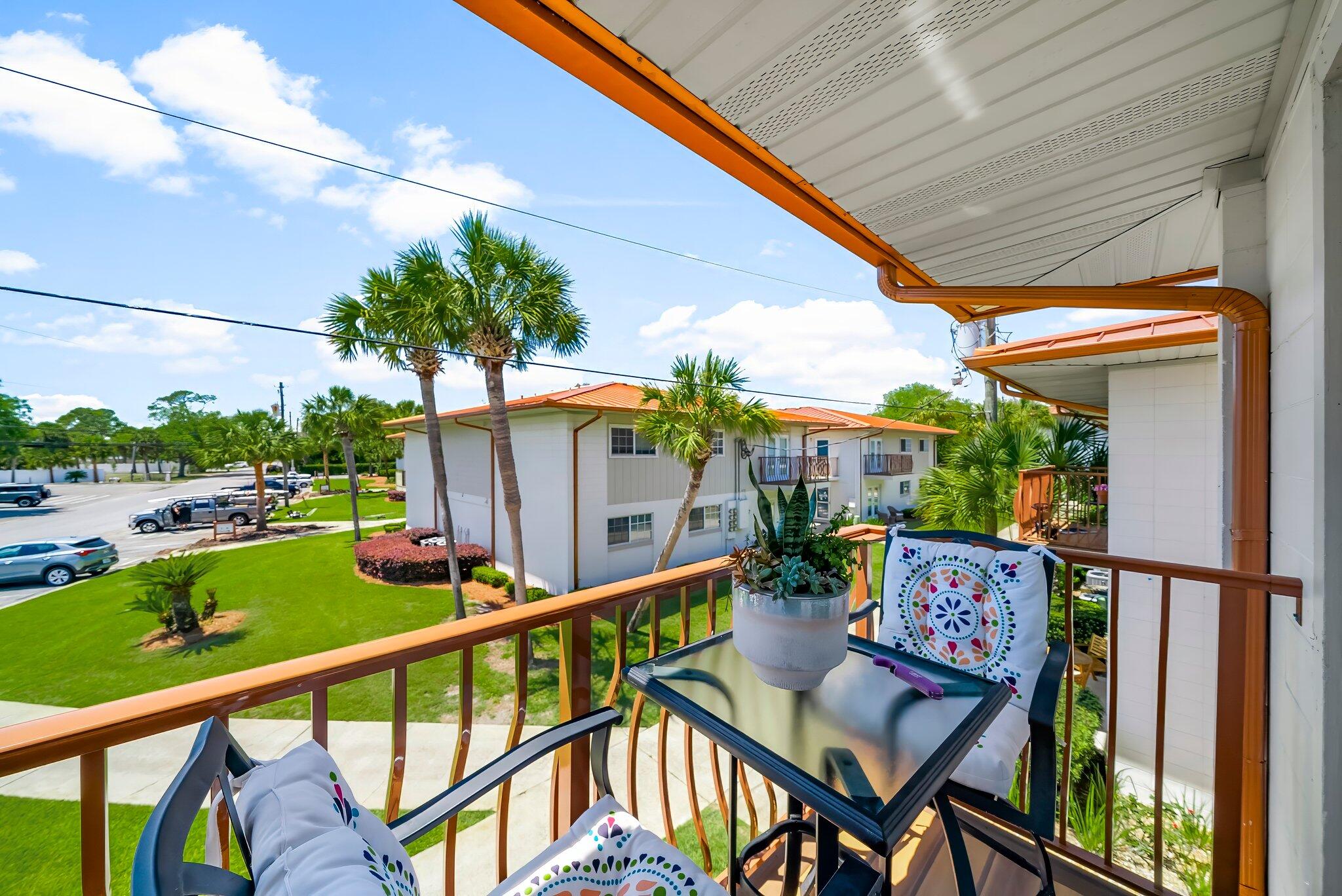 LANDMARK CONDO - Residential