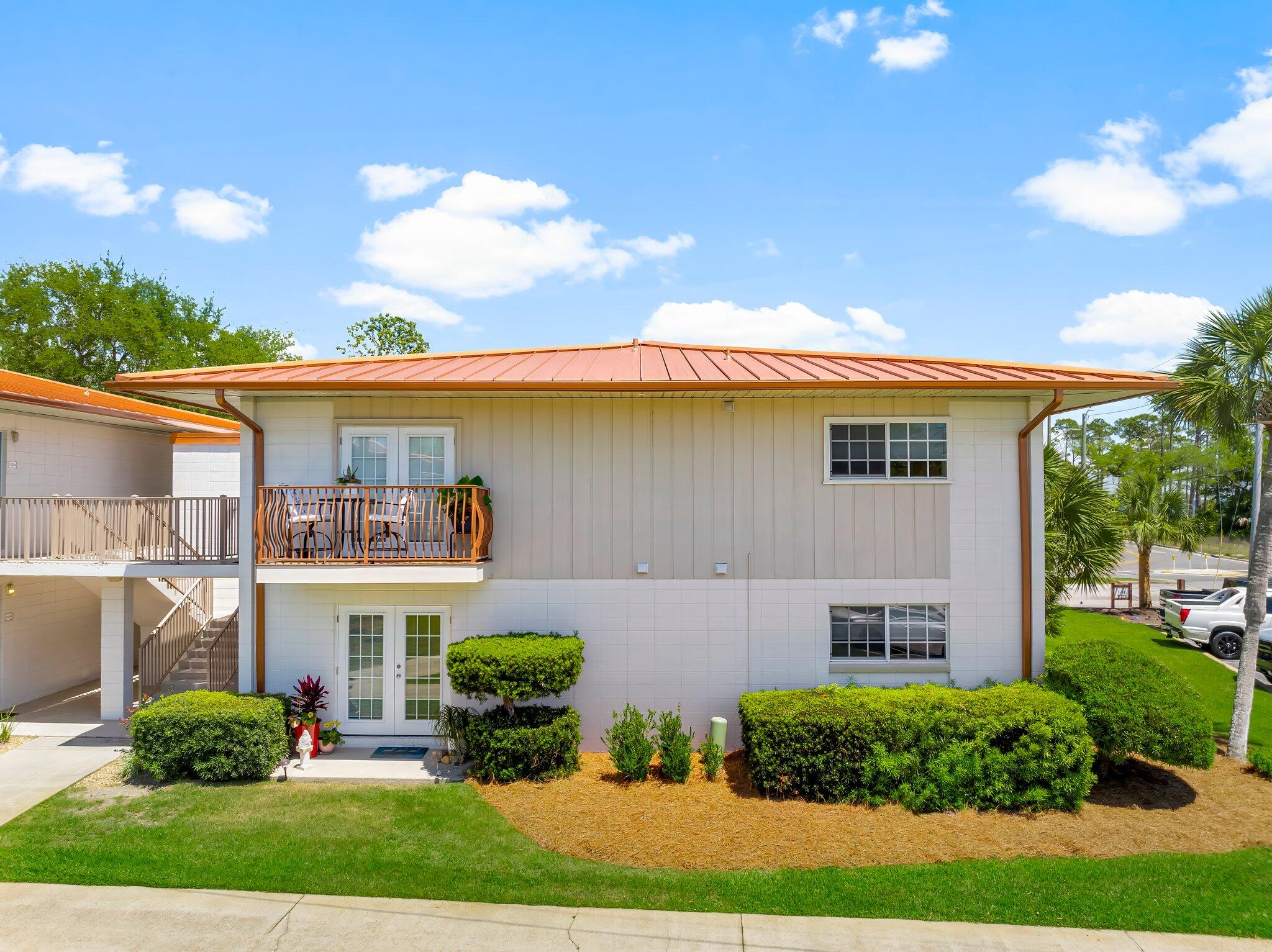 LANDMARK CONDO - Residential