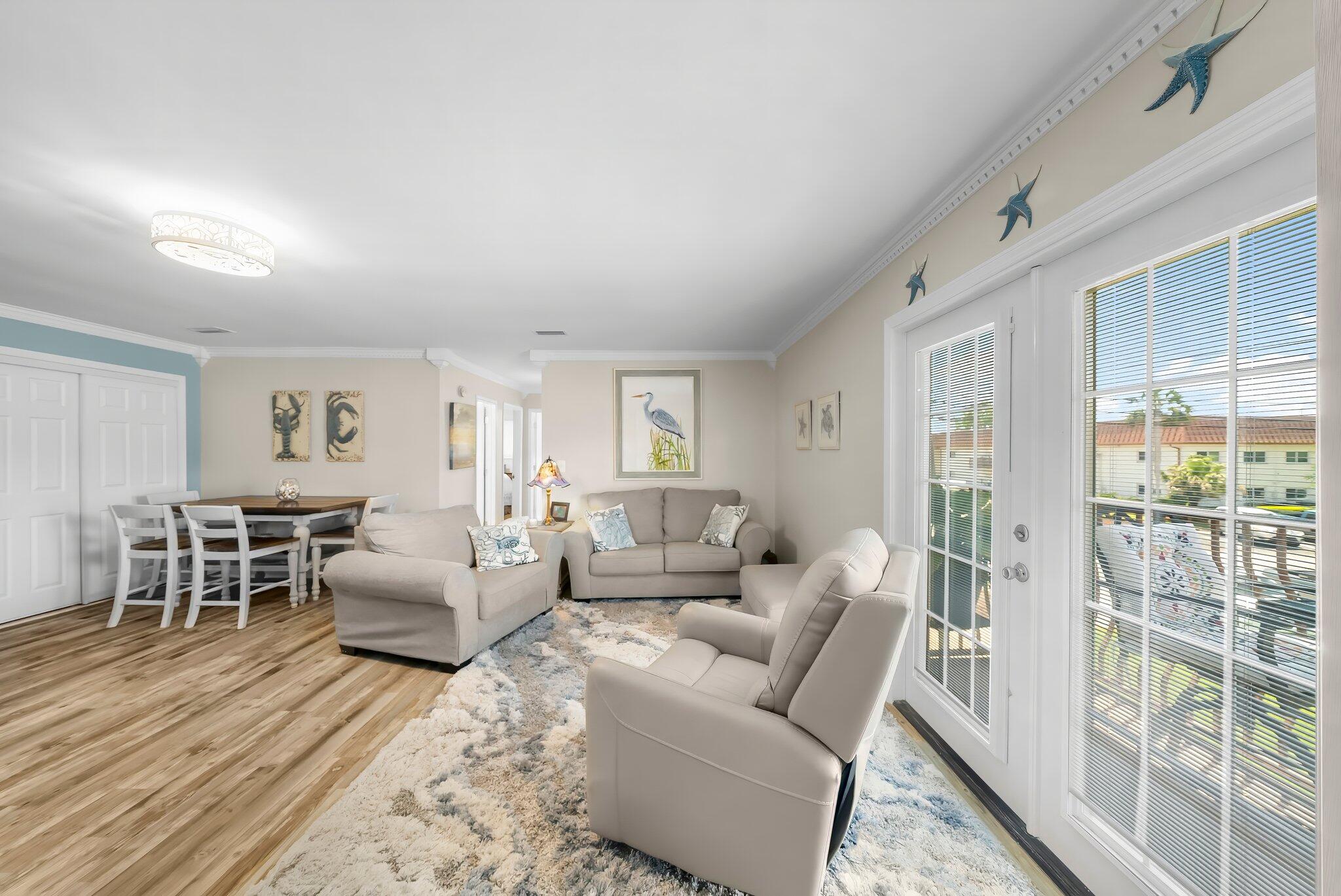 LANDMARK CONDO - Residential