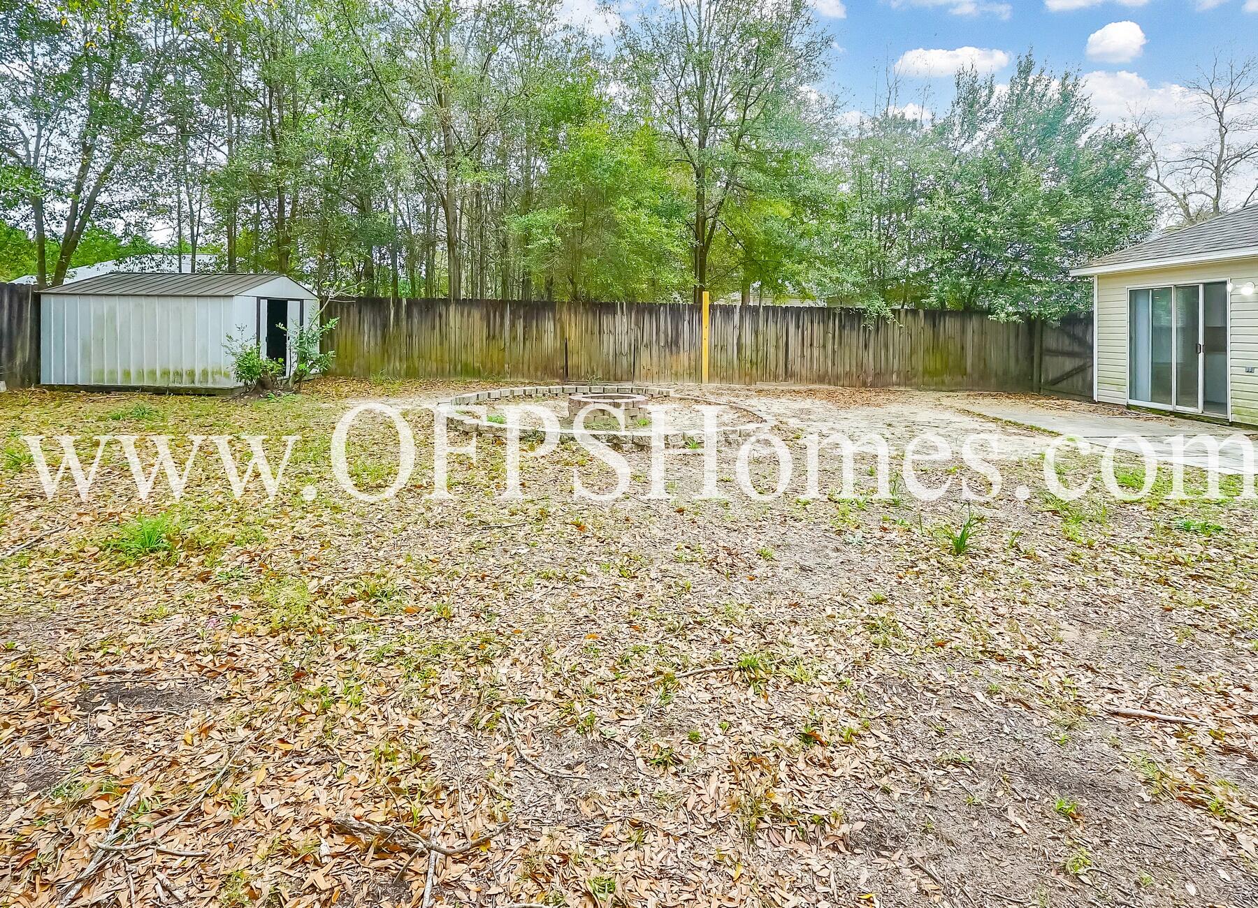 OAKDALE MINI FARMS - Residential Lease