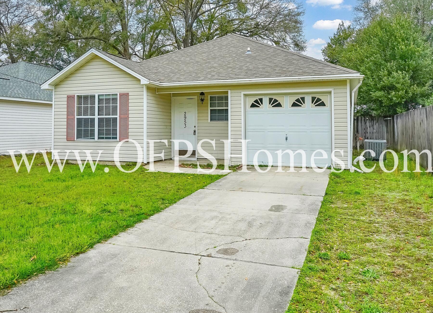 OAKDALE MINI FARMS - Residential Lease