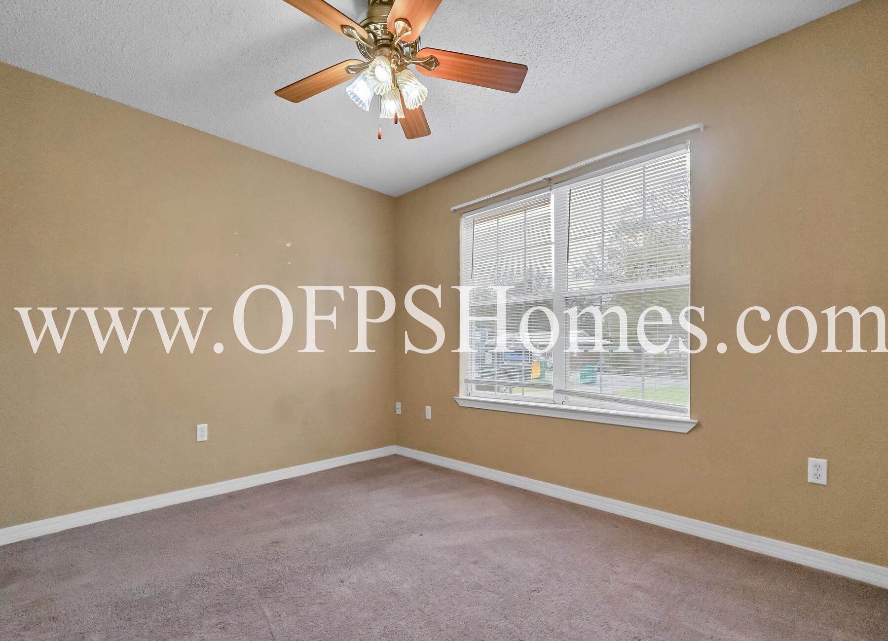 OAKDALE MINI FARMS - Residential Lease