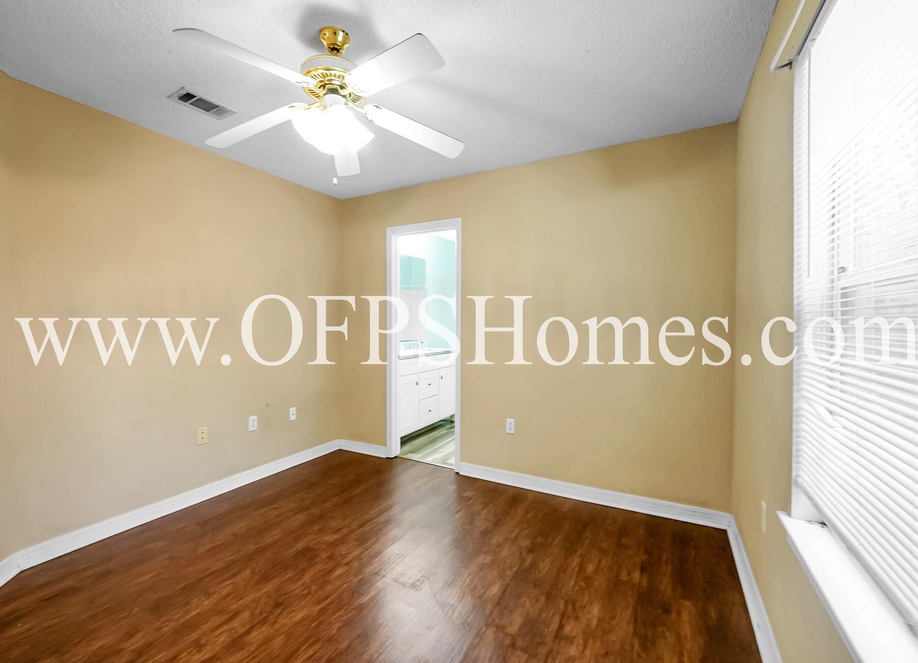 OAKDALE MINI FARMS - Residential Lease