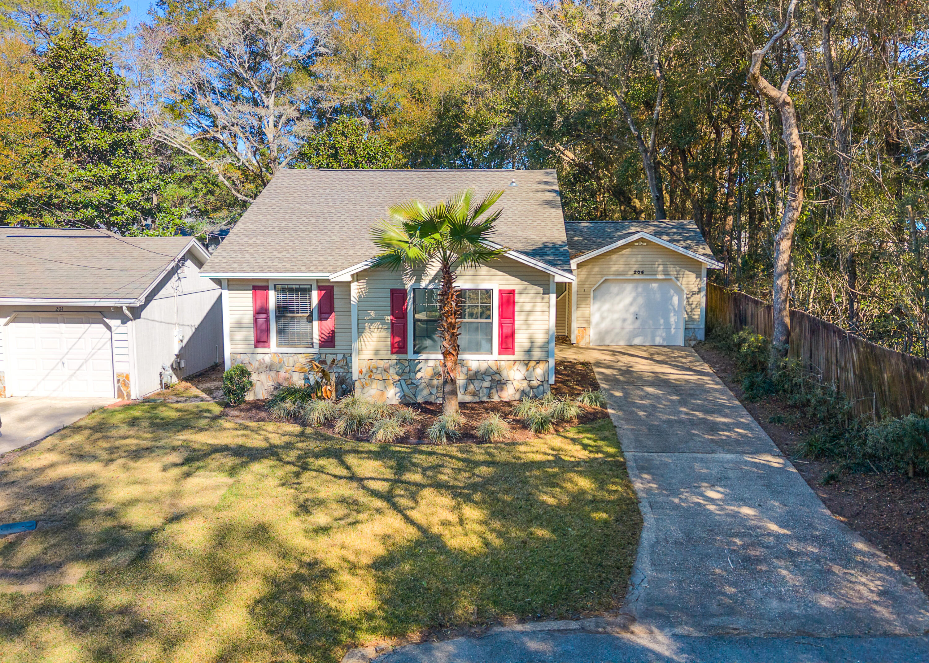 VALPARAISO PINECREST 3 - Residential