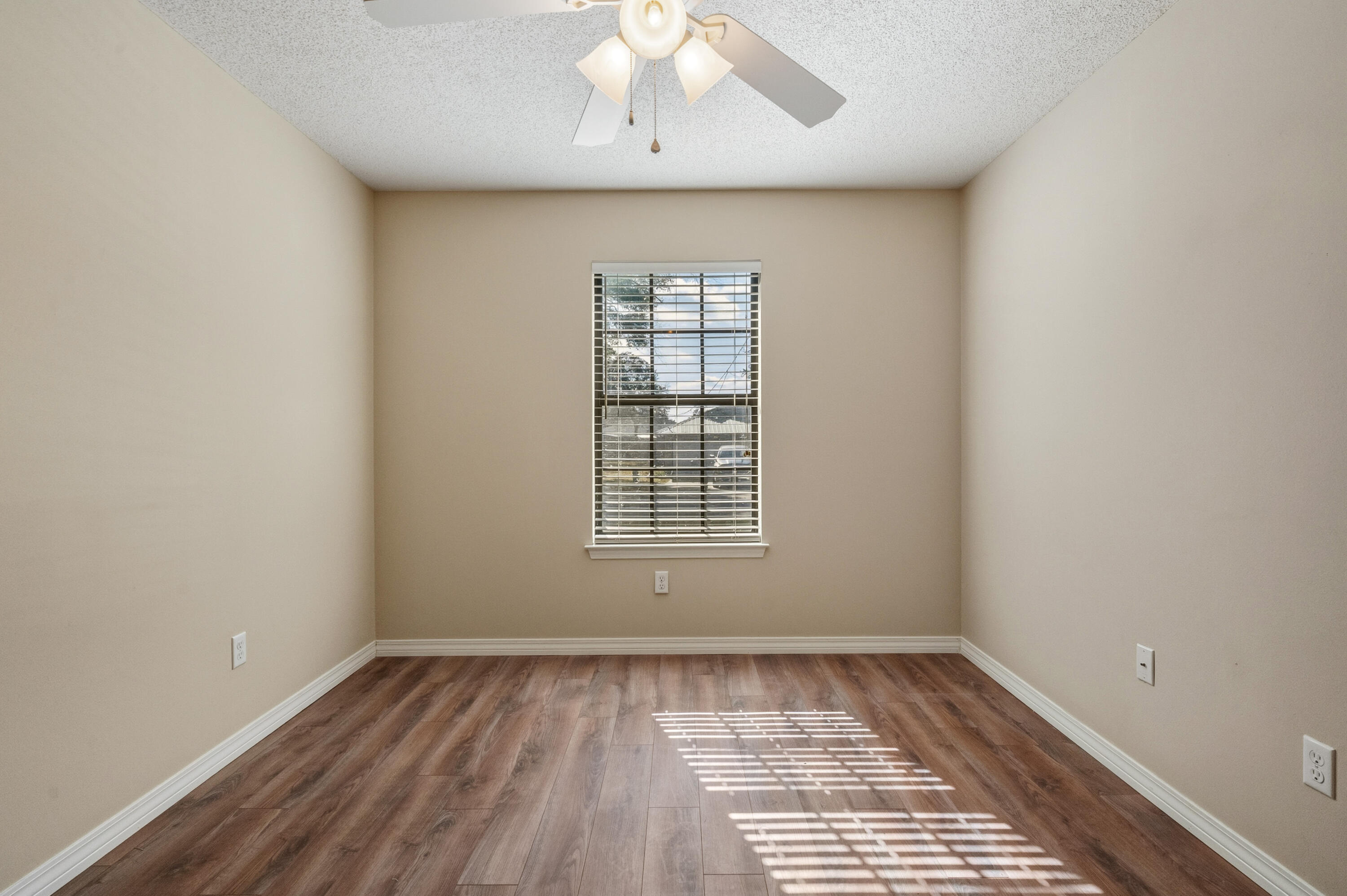 VALPARAISO PINECREST 3 - Residential