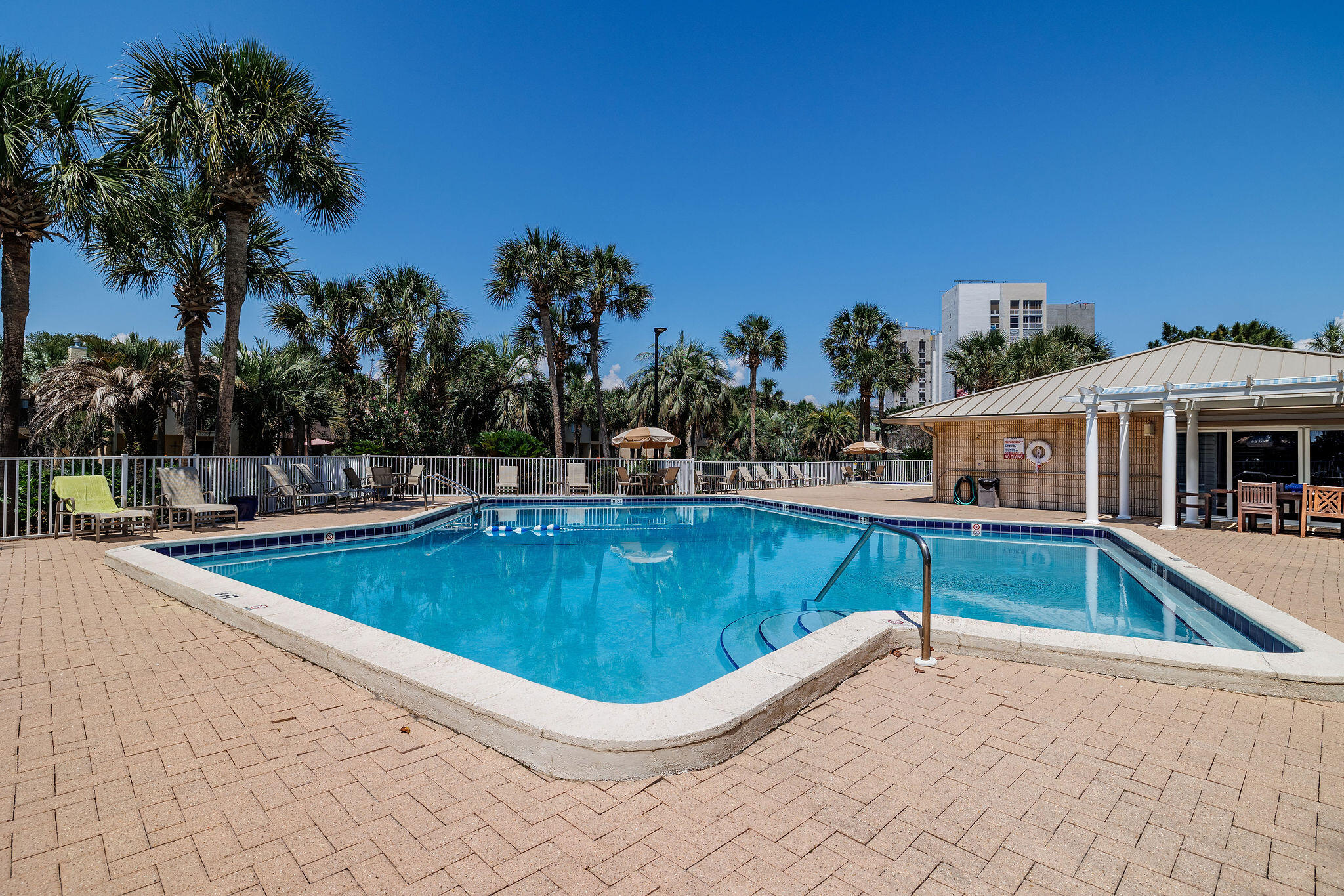 TIDES OF DESTIN - Residential