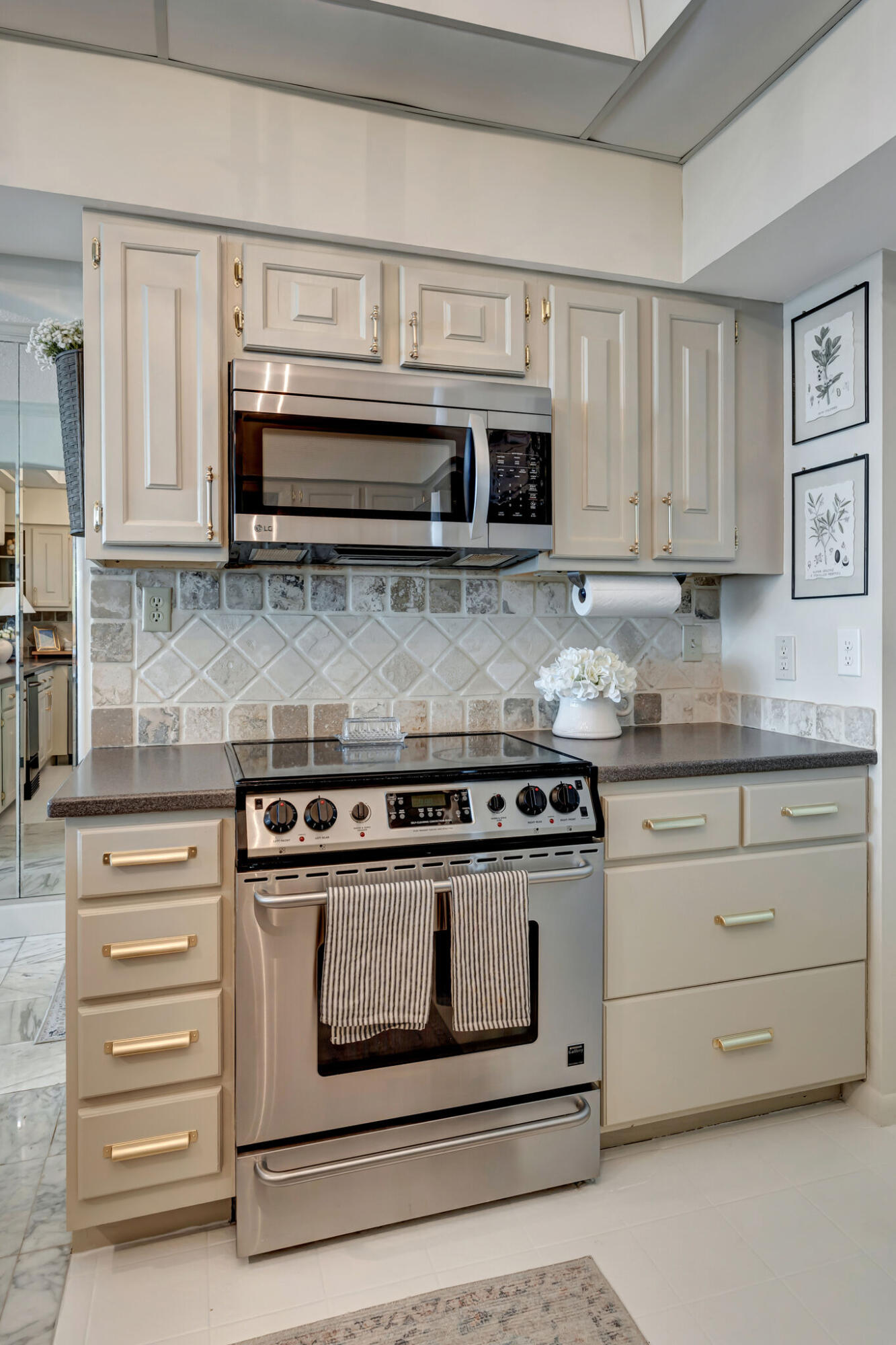 TIDES OF DESTIN - Residential