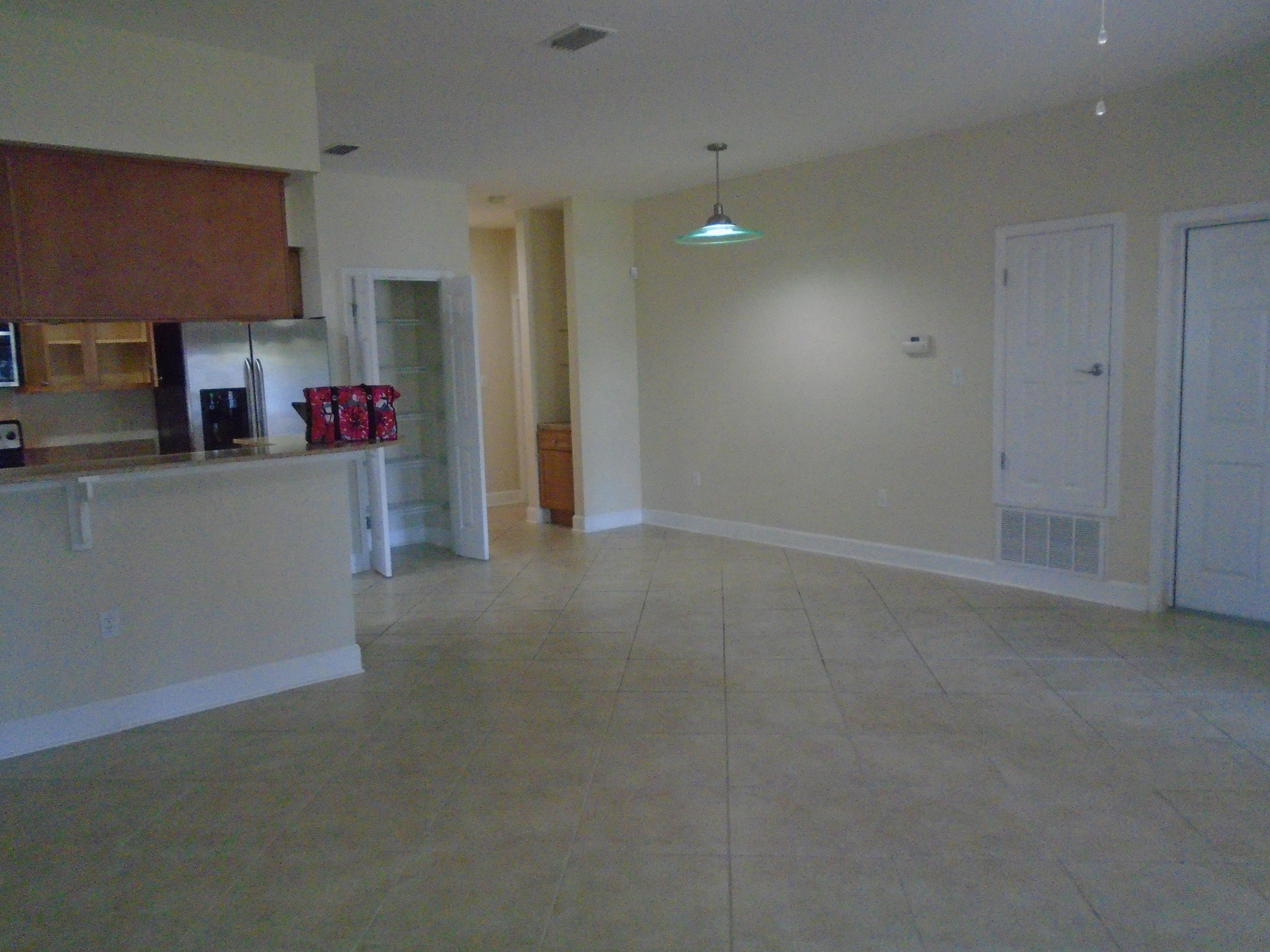 SHELL HARBOR CONDOMI - Residential Lease