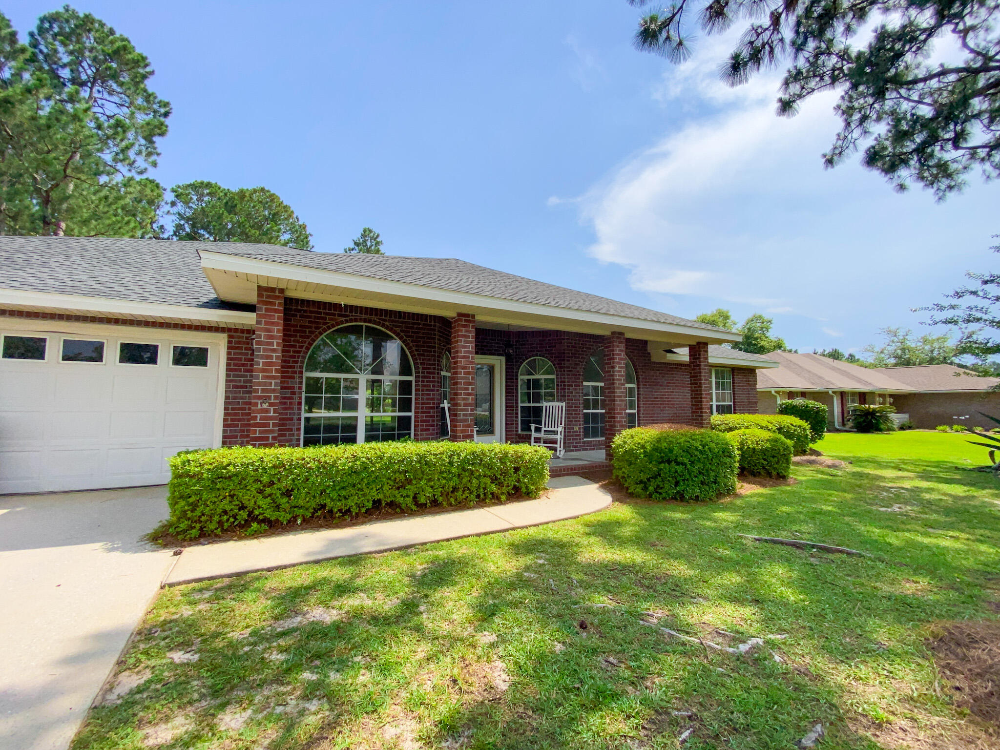 HOLLEY BY THE SEA - Residential