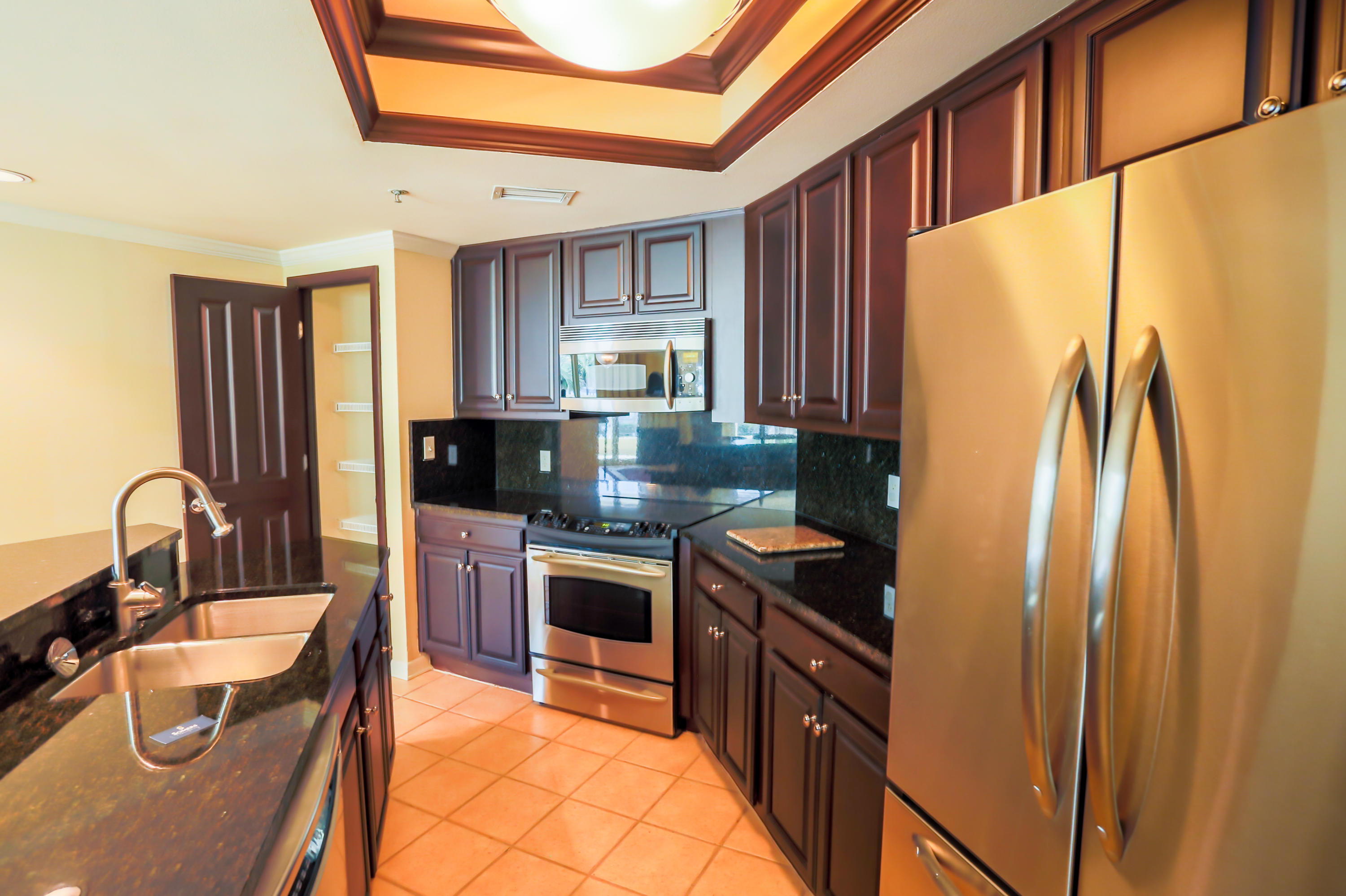 EAST PASS TOWERS CONDO PH 2 - Residential