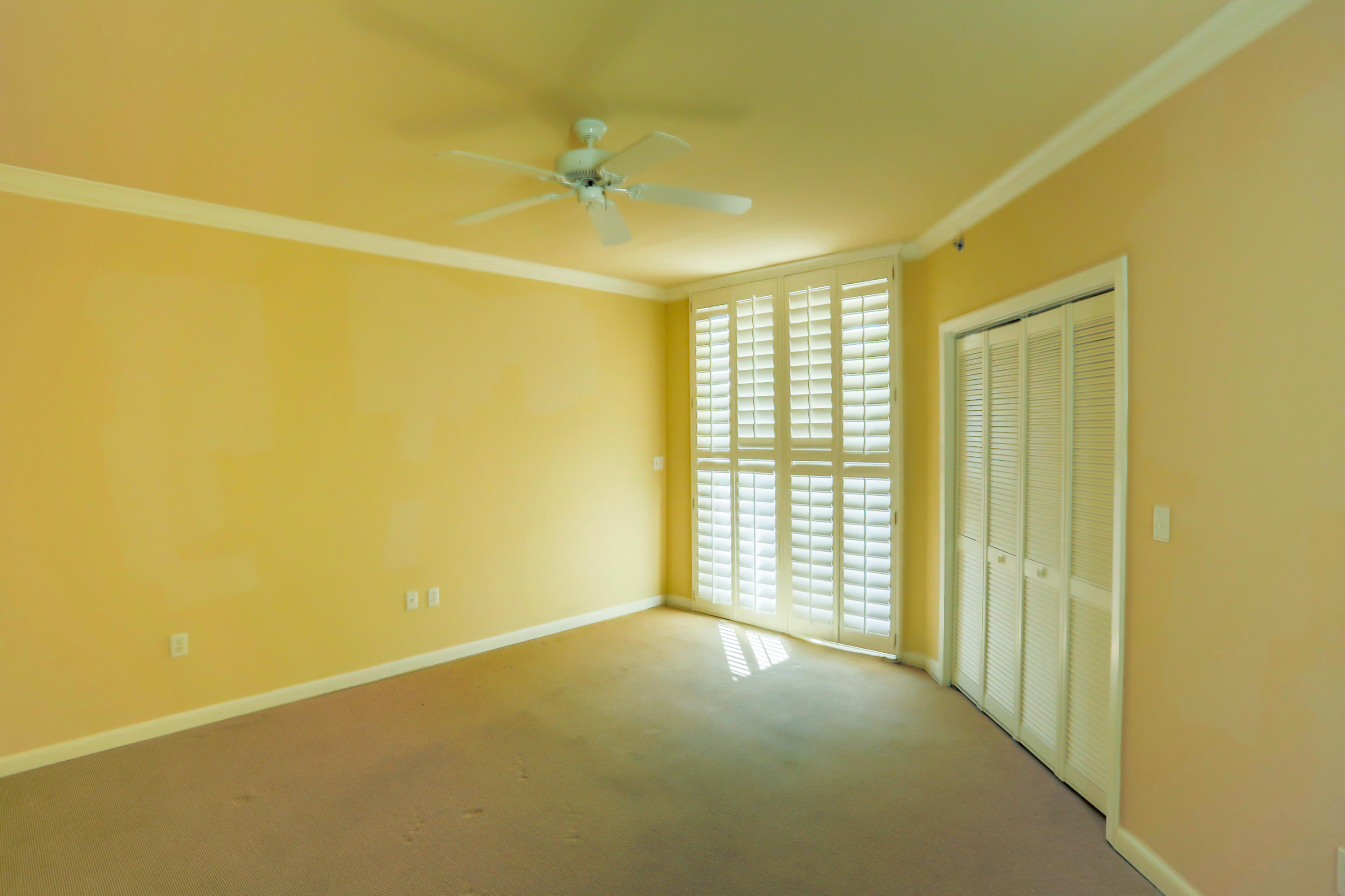 EAST PASS TOWERS CONDO PH 2 - Residential