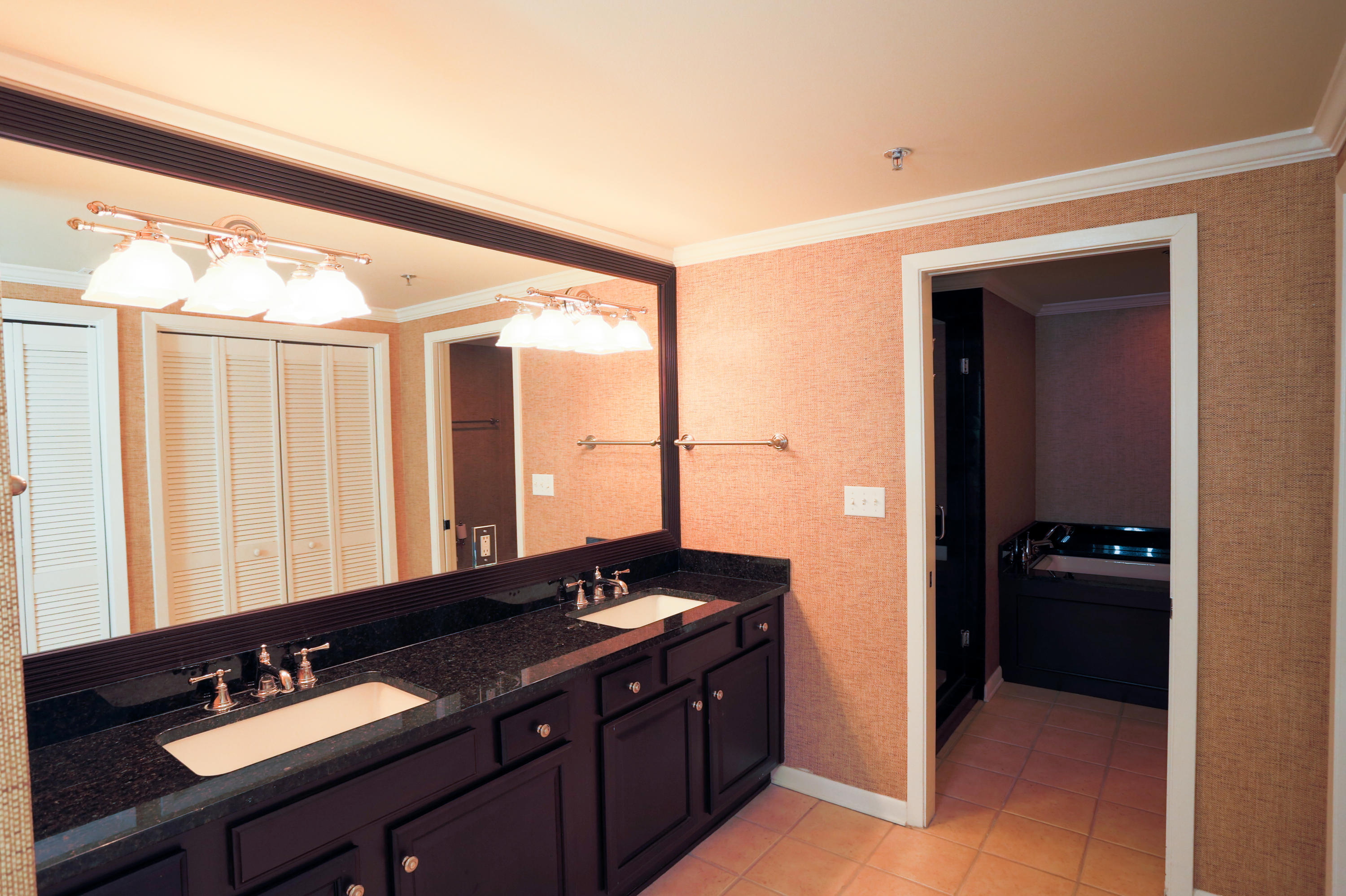 EAST PASS TOWERS CONDO PH 2 - Residential