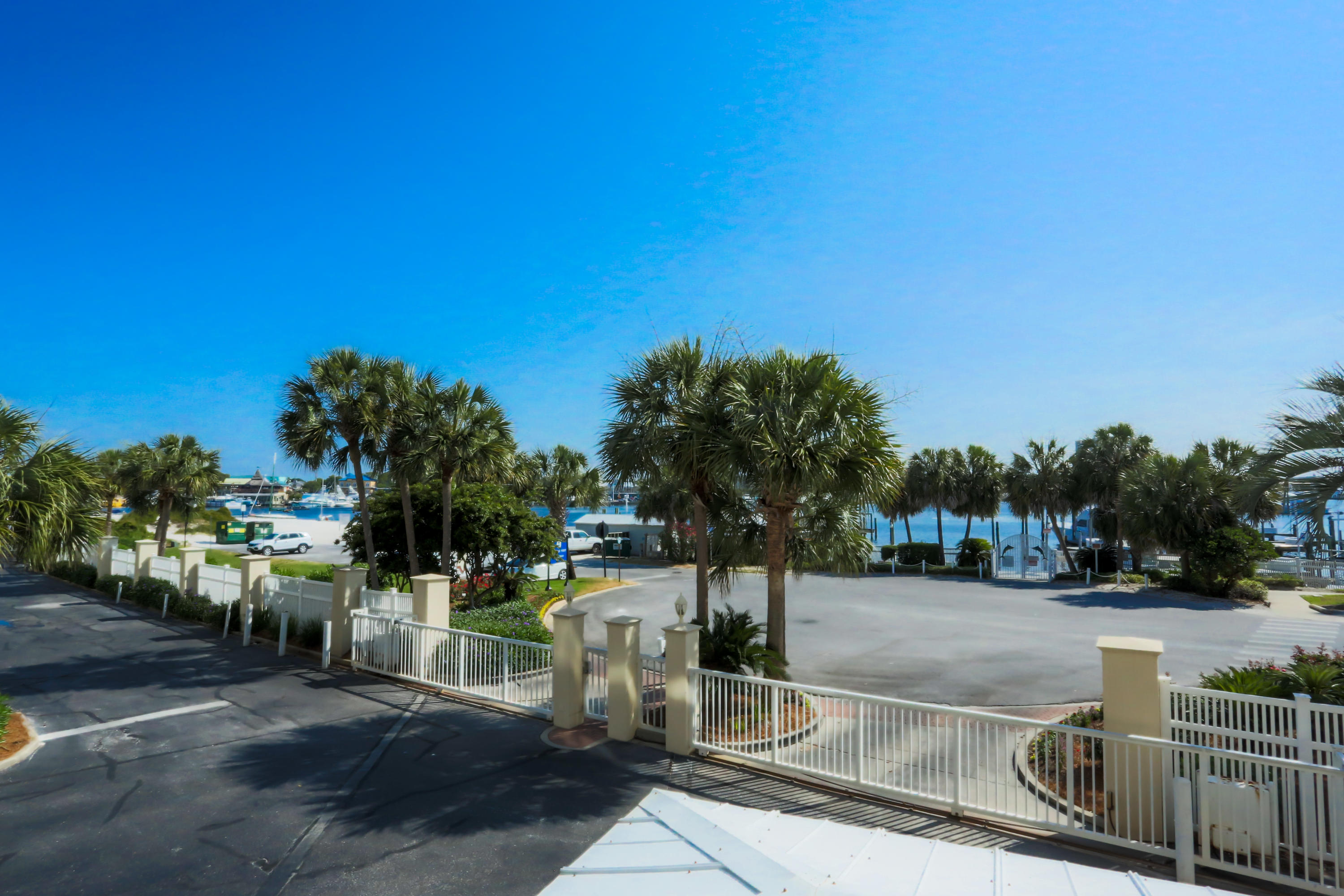 EAST PASS TOWERS CONDO PH 2 - Residential