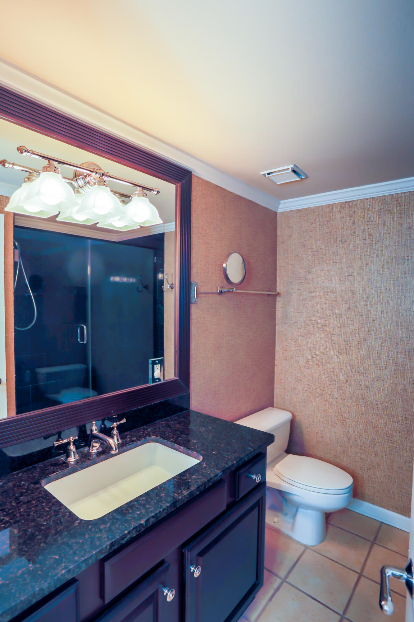 EAST PASS TOWERS CONDO PH 2 - Residential