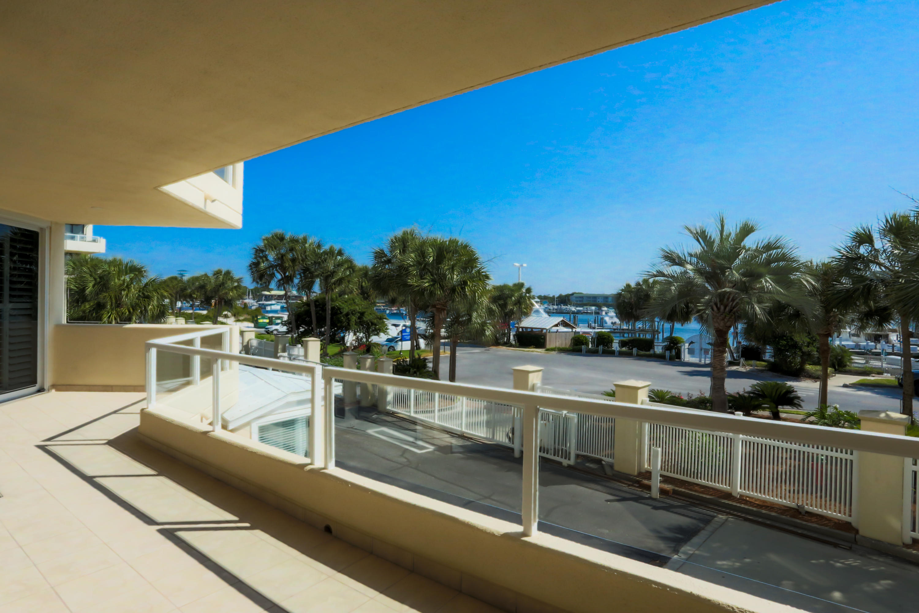 EAST PASS TOWERS CONDO PH 2 - Residential