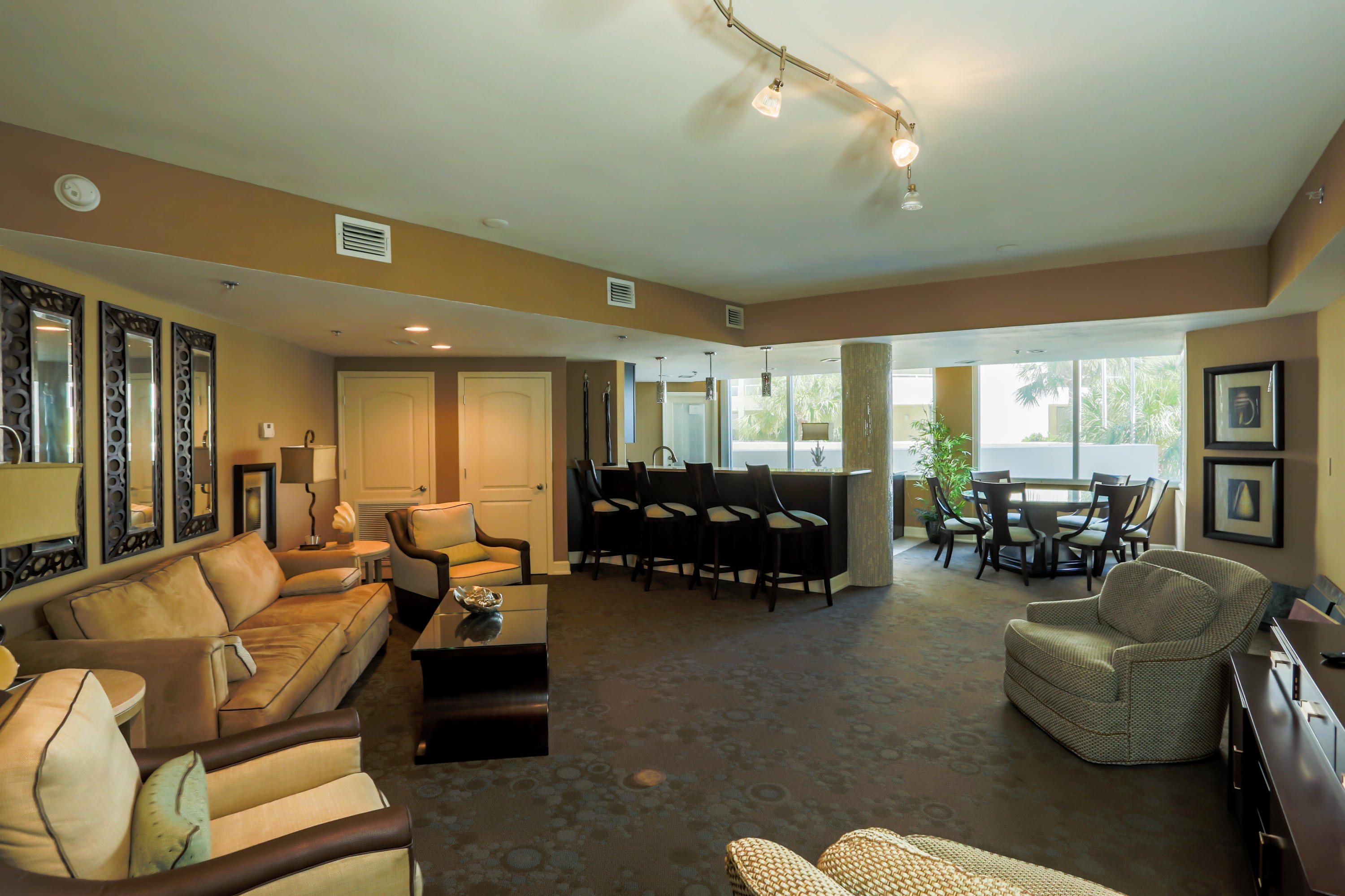 EAST PASS TOWERS CONDO PH 2 - Residential