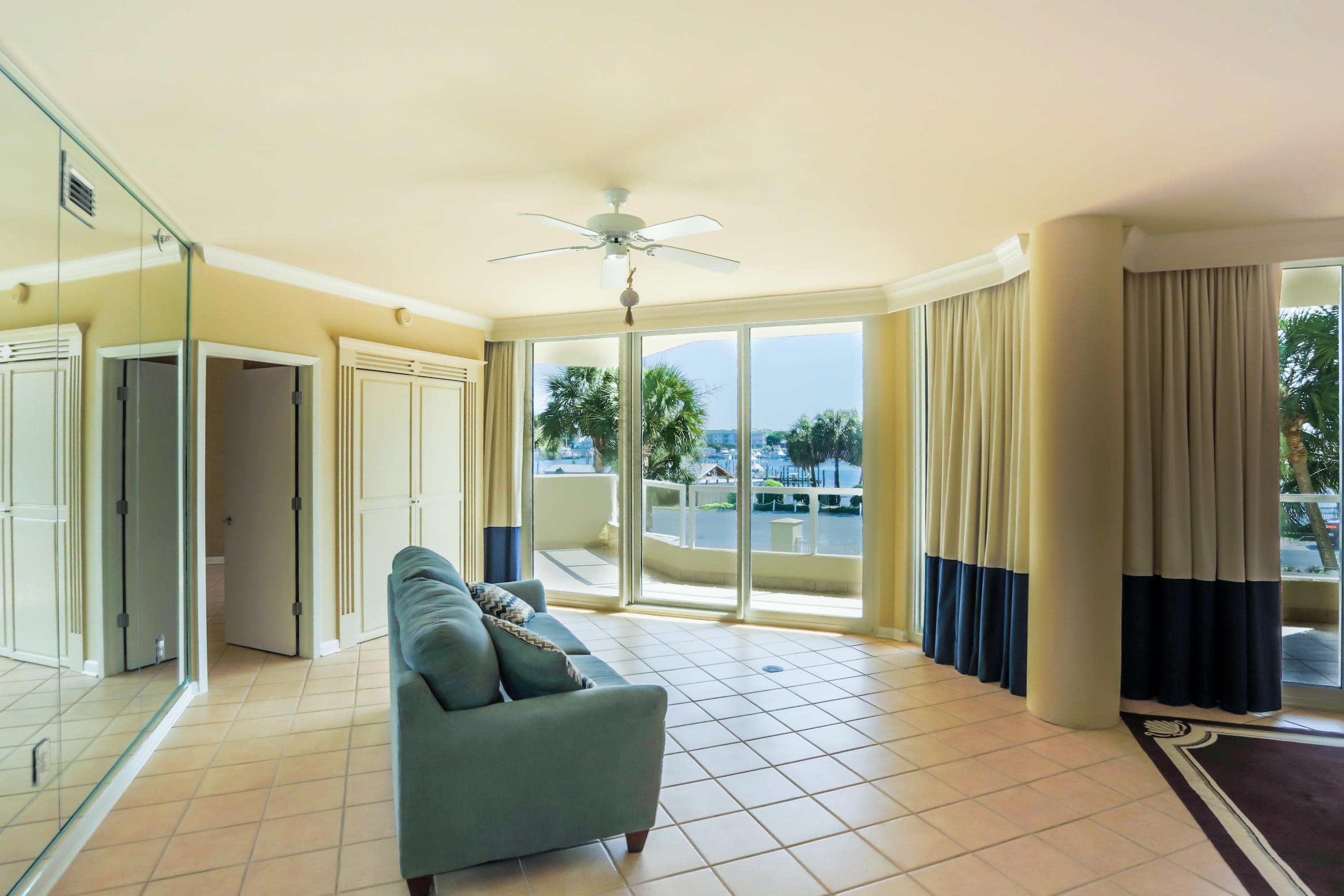 EAST PASS TOWERS CONDO PH 2 - Residential