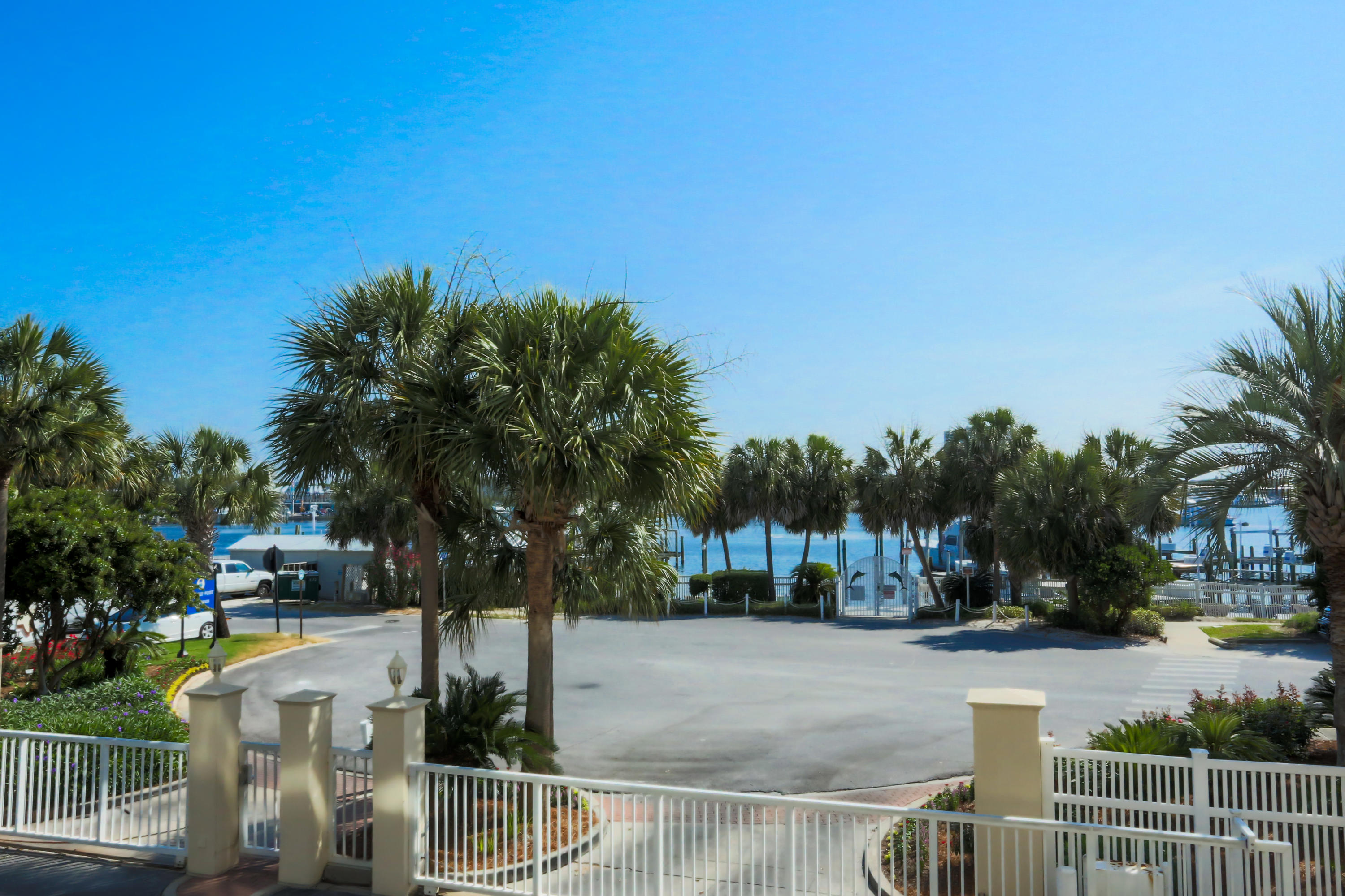 EAST PASS TOWERS CONDO PH 2 - Residential