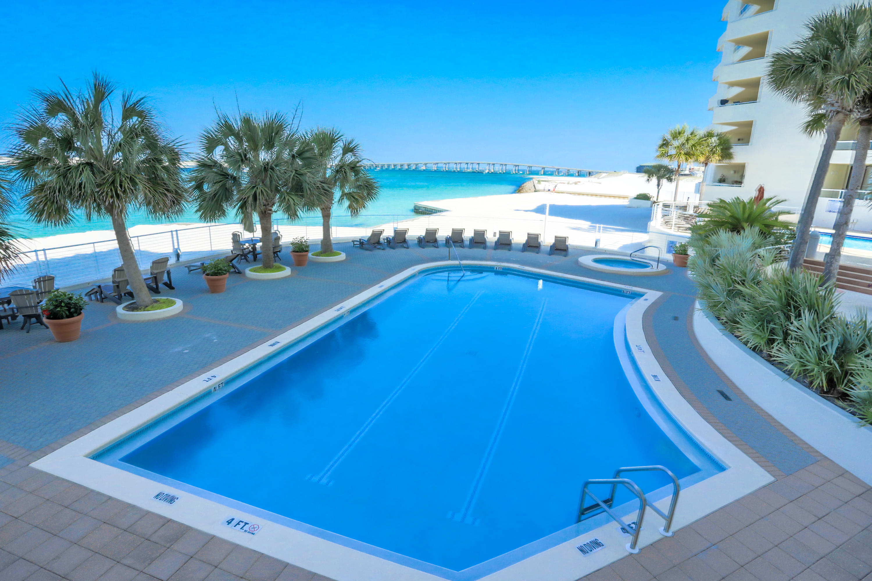 EAST PASS TOWERS CONDO PH 2 - Residential