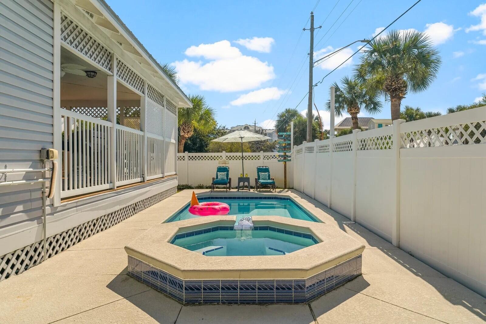 CRYSTAL BEACH - Residential