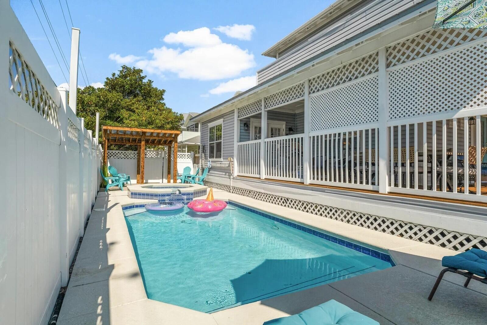 CRYSTAL BEACH - Residential
