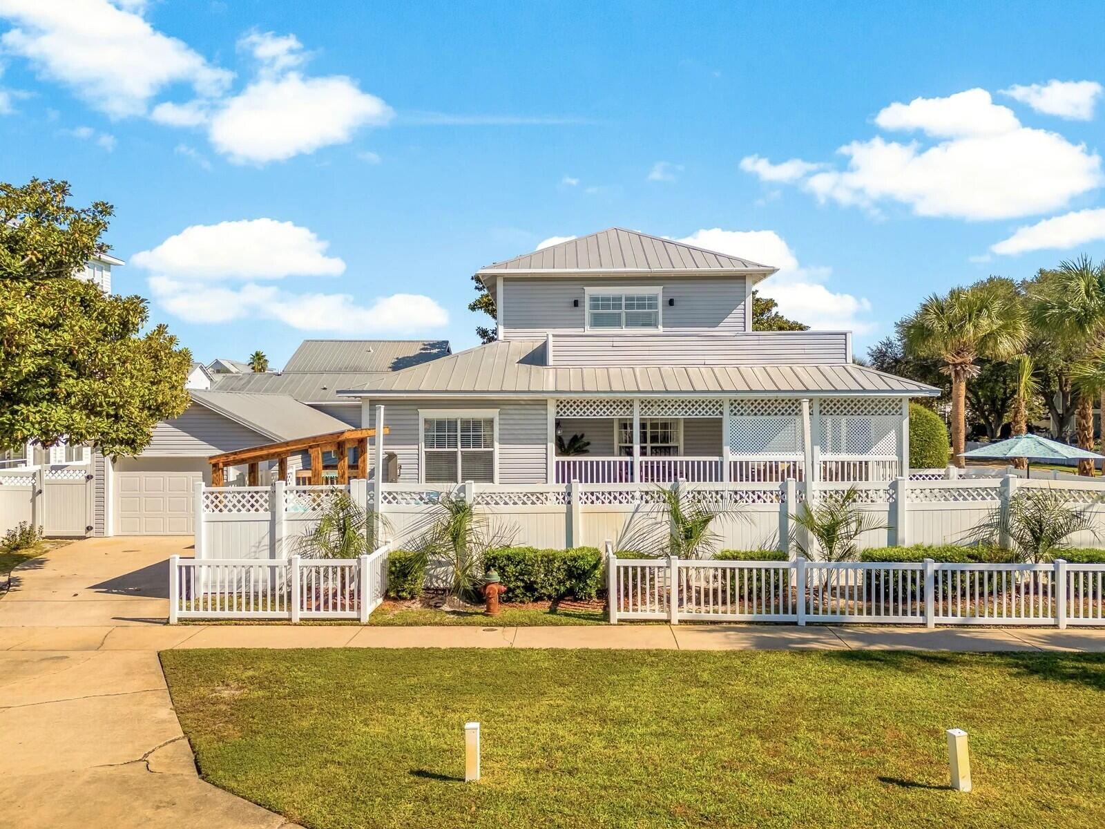 CRYSTAL BEACH - Residential