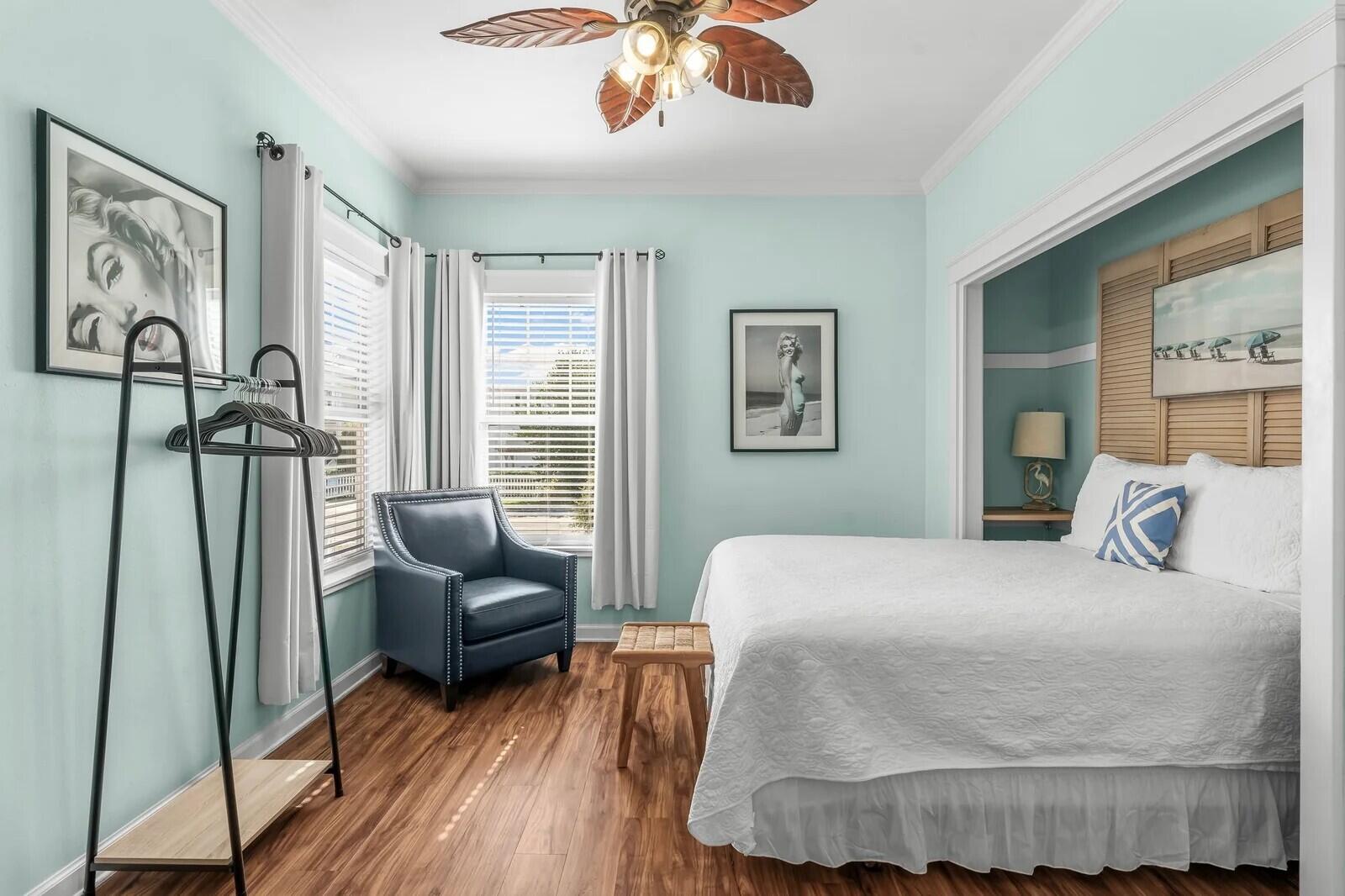 CRYSTAL BEACH - Residential