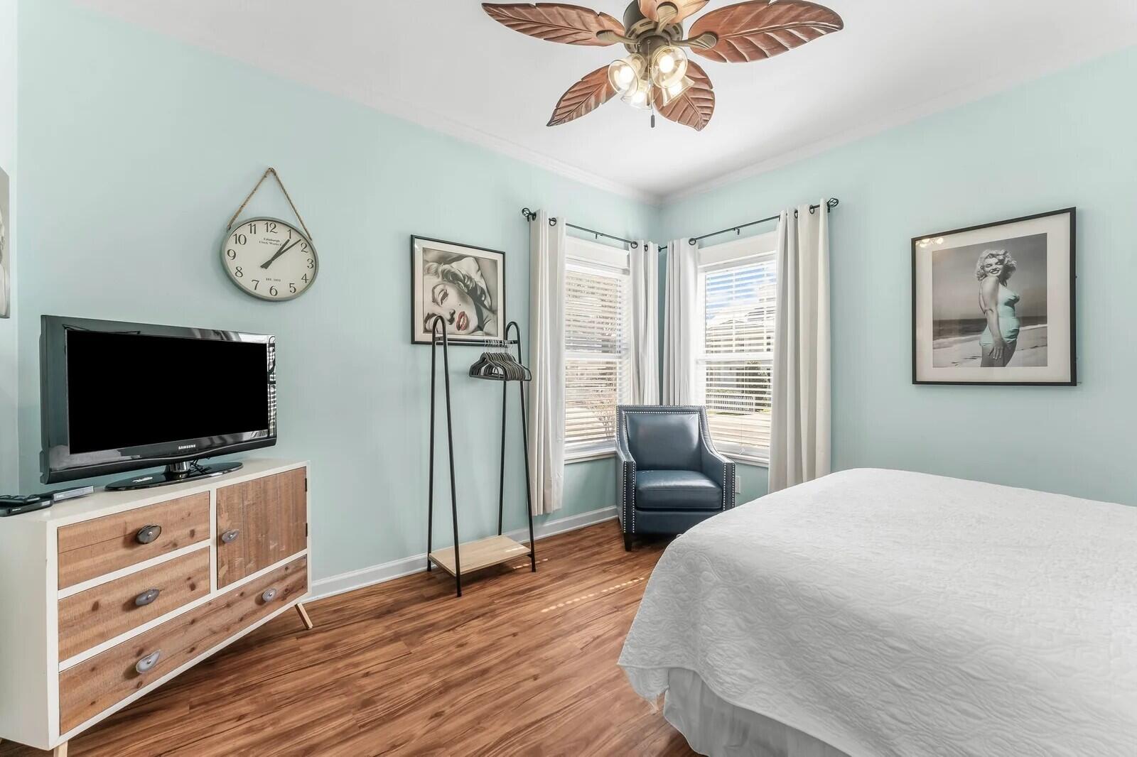 CRYSTAL BEACH - Residential