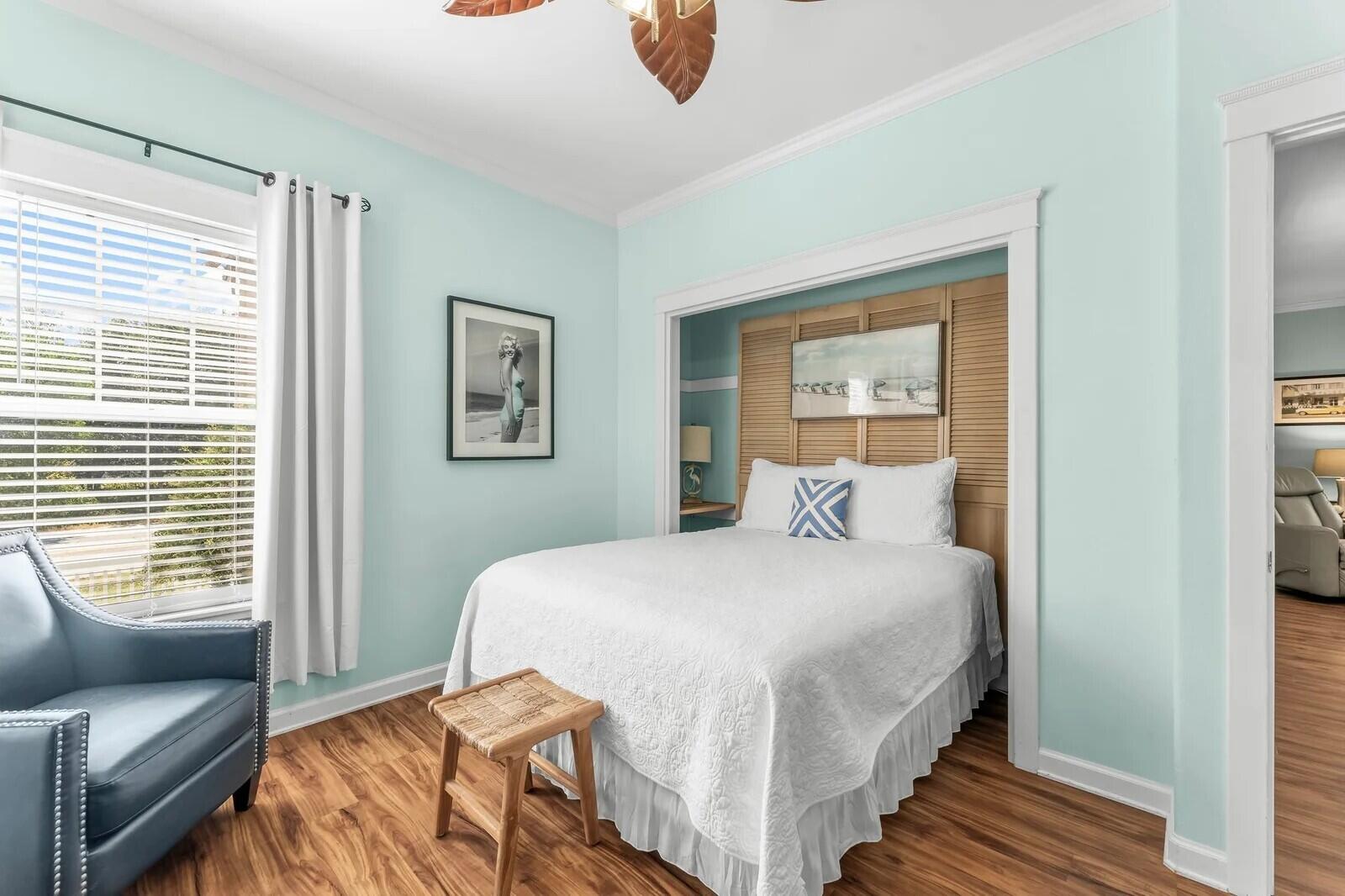 CRYSTAL BEACH - Residential