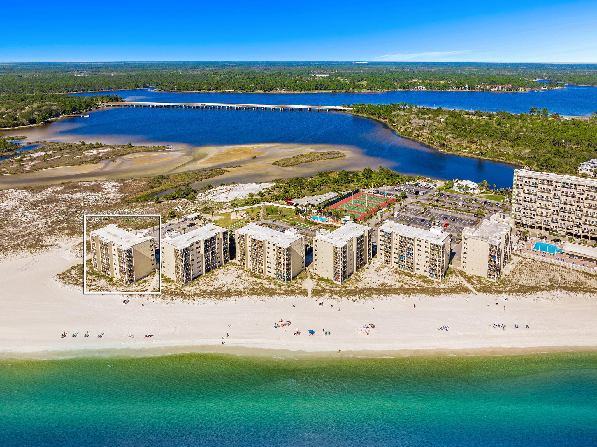 PINNACLE PORT - Residential