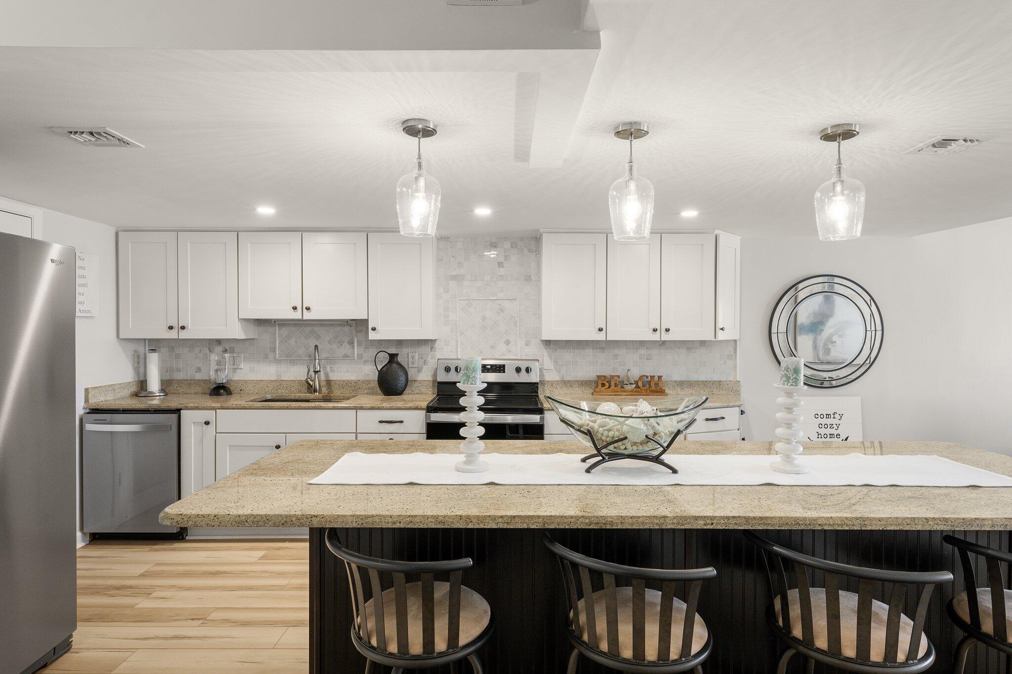 PINNACLE PORT - Residential