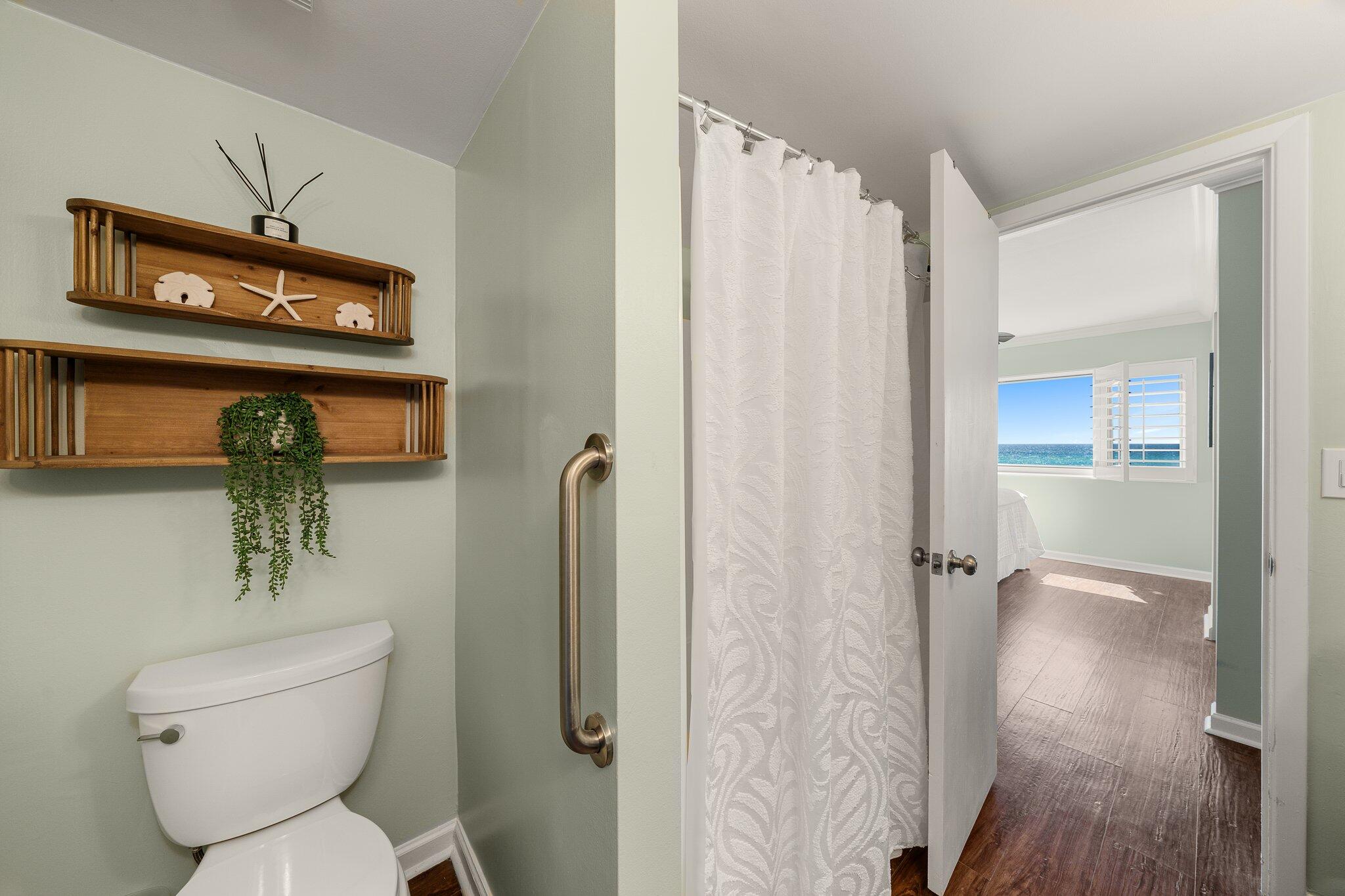 PINNACLE PORT - Residential