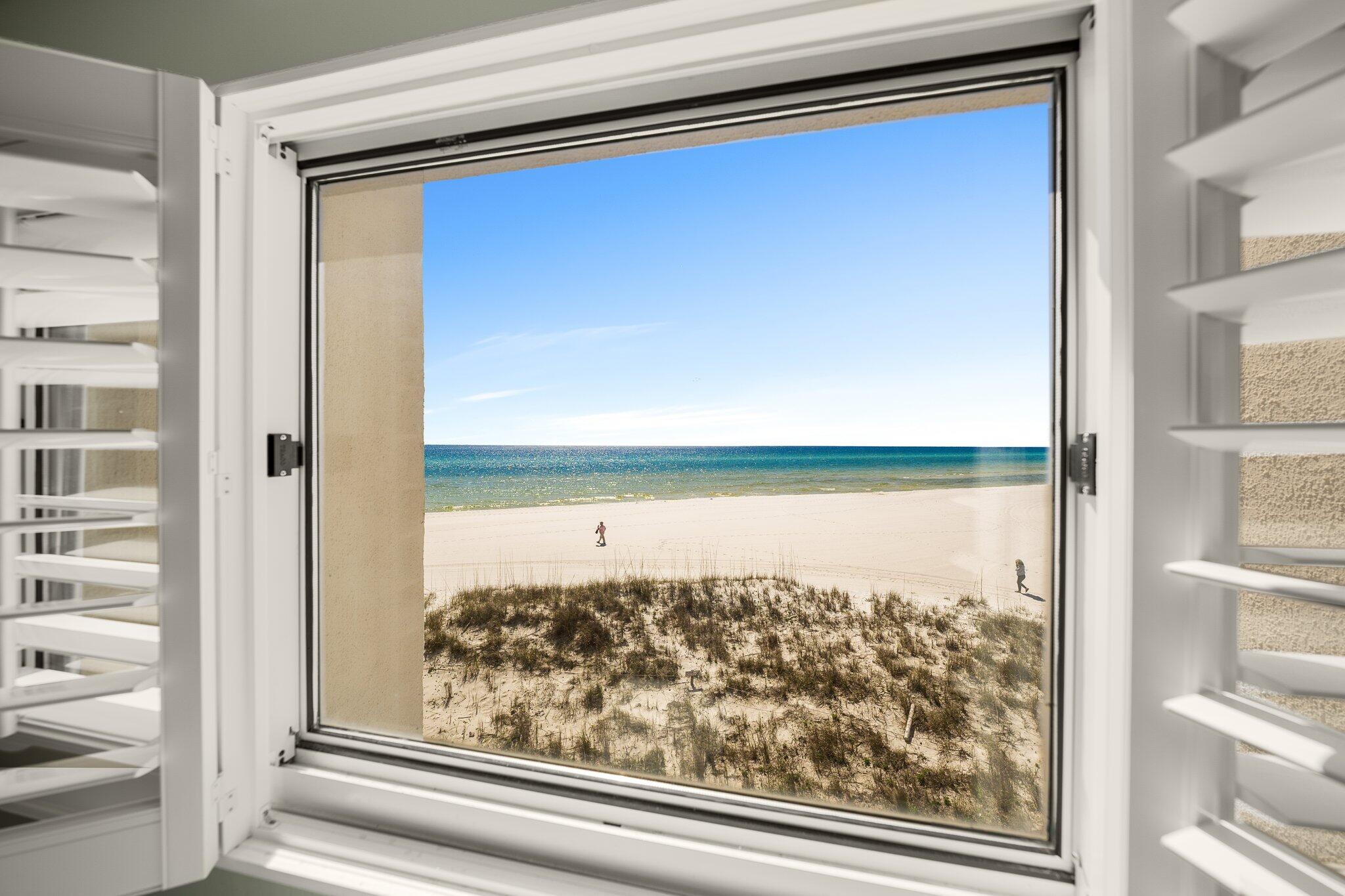 PINNACLE PORT - Residential