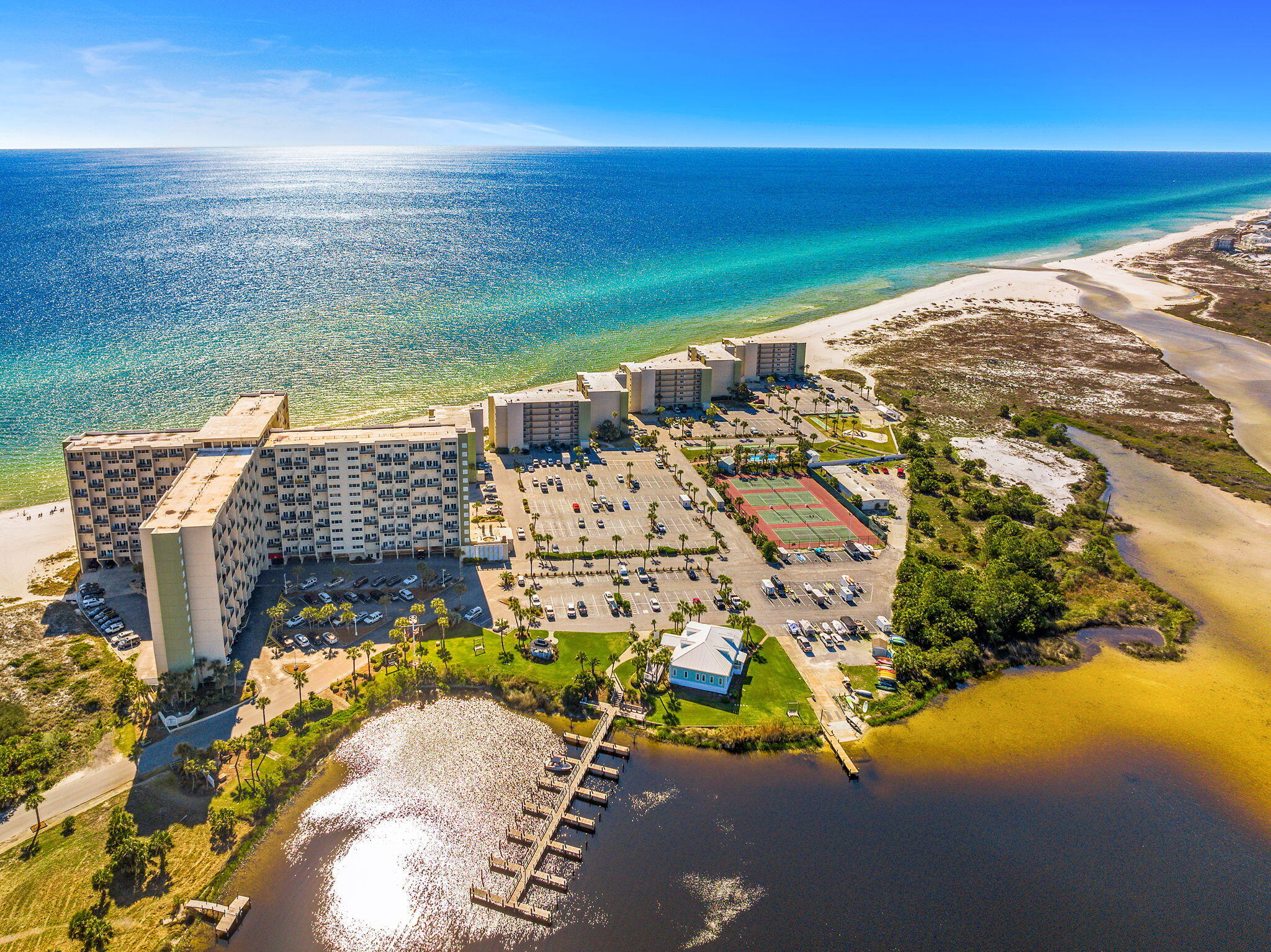 PINNACLE PORT - Residential