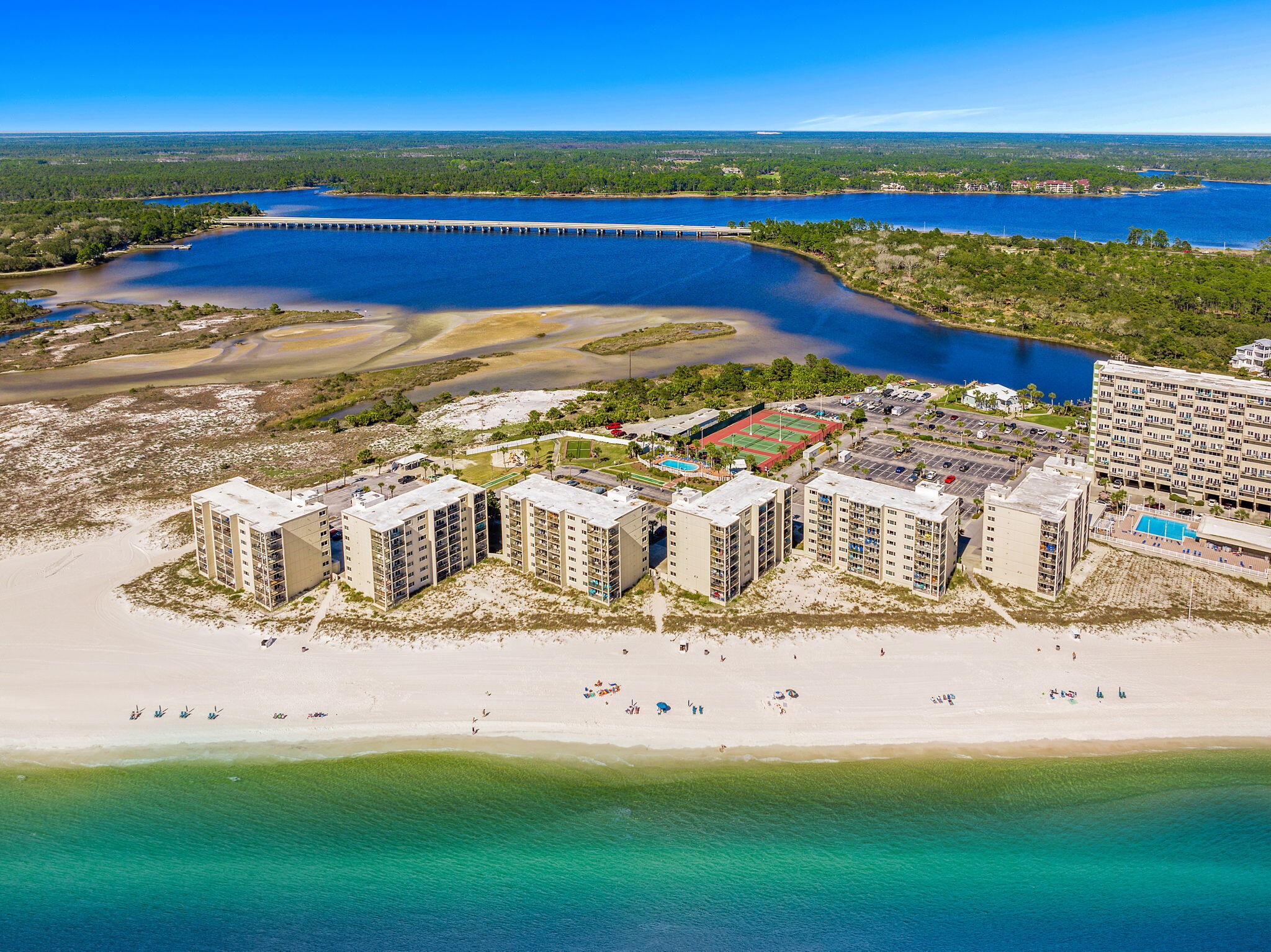 PINNACLE PORT - Residential