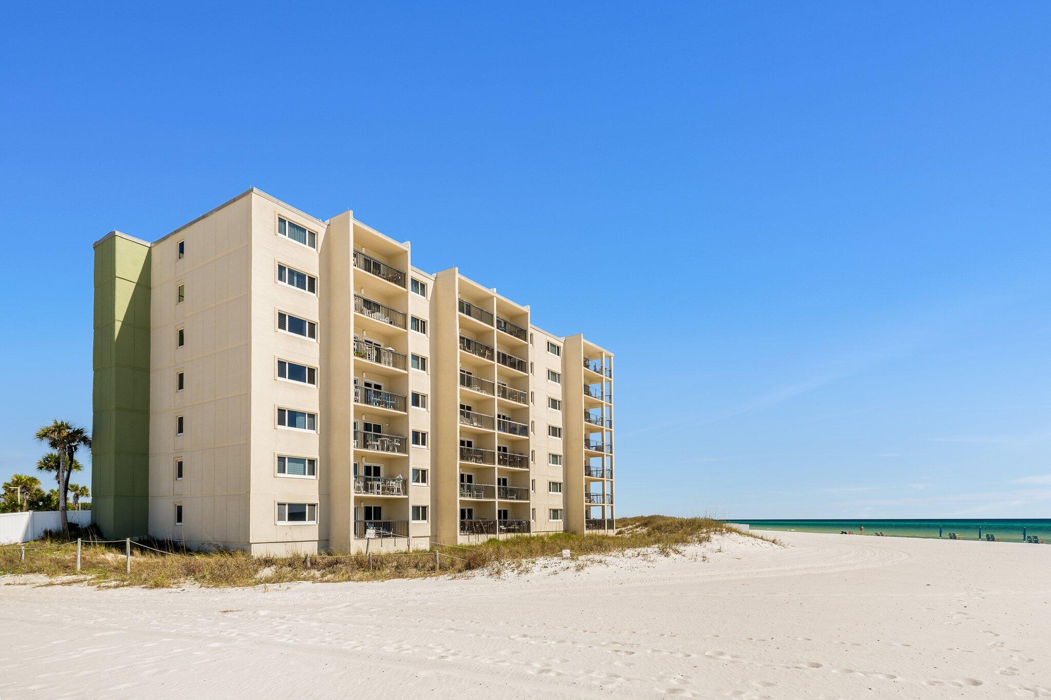 PINNACLE PORT - Residential