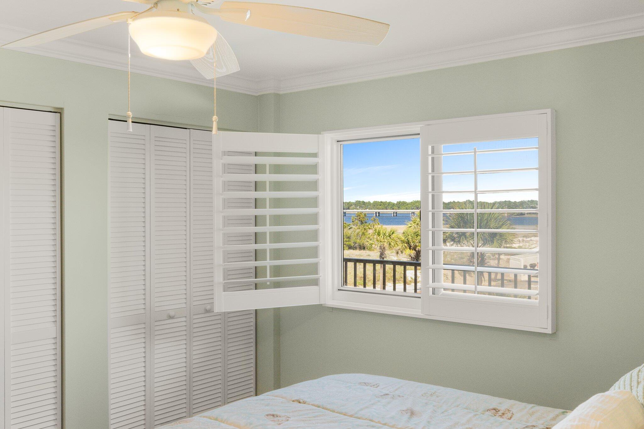 PINNACLE PORT - Residential